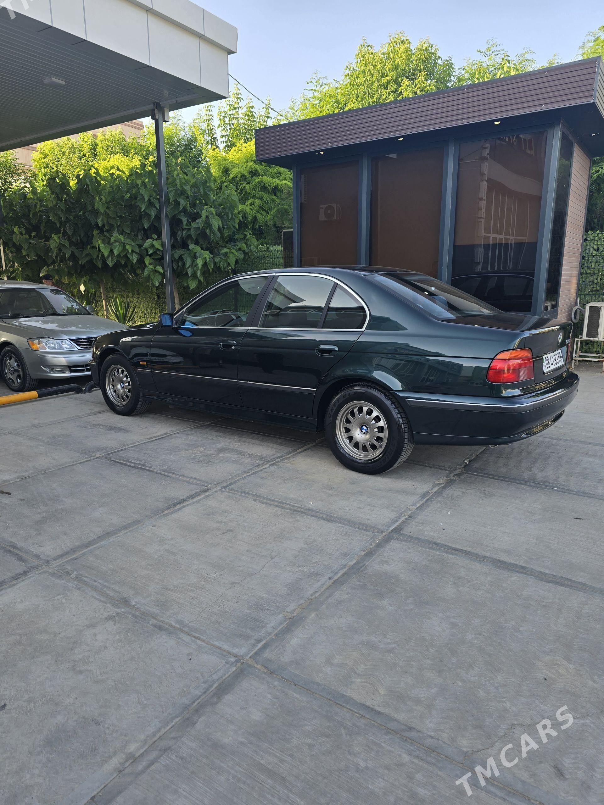 BMW 528 1999 - 140 000 TMT - Mary - img 1