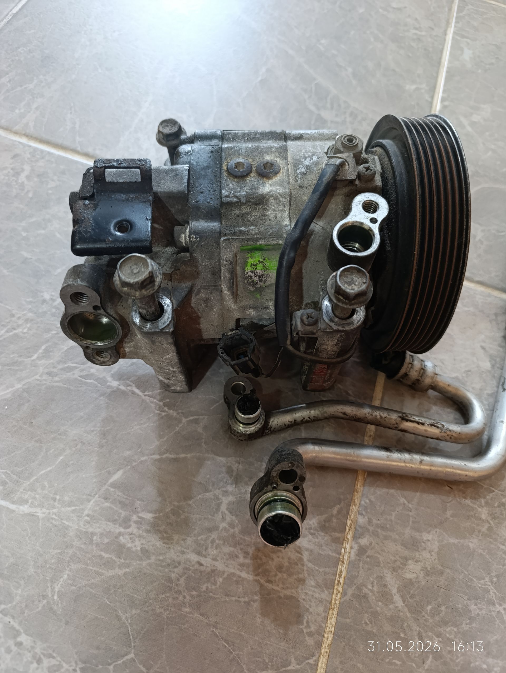 nissan sunny kompressor 800 TMT - Гуртли - img 1