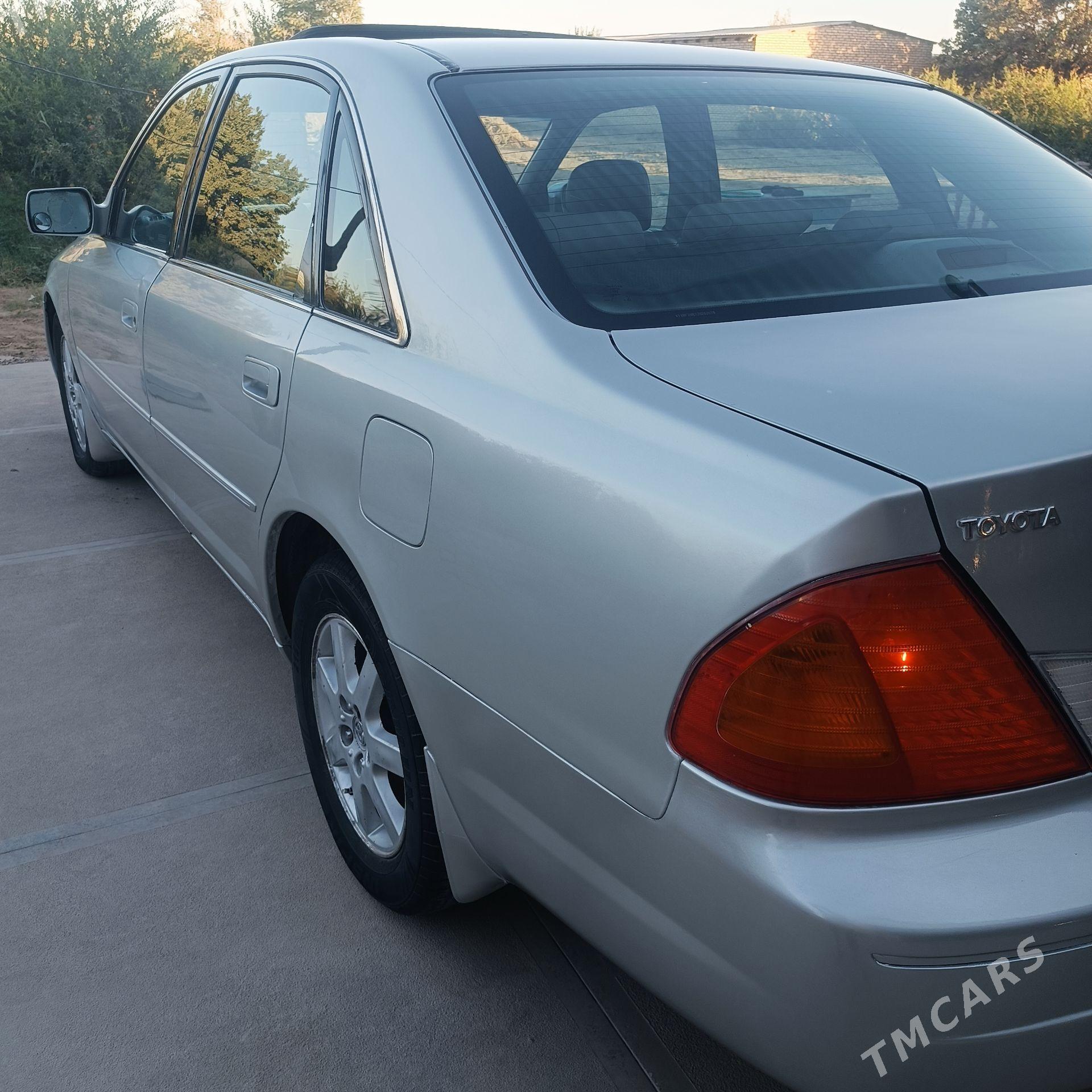 Toyota Avalon 2002 - 165 000 TMT - Murgap - img 1