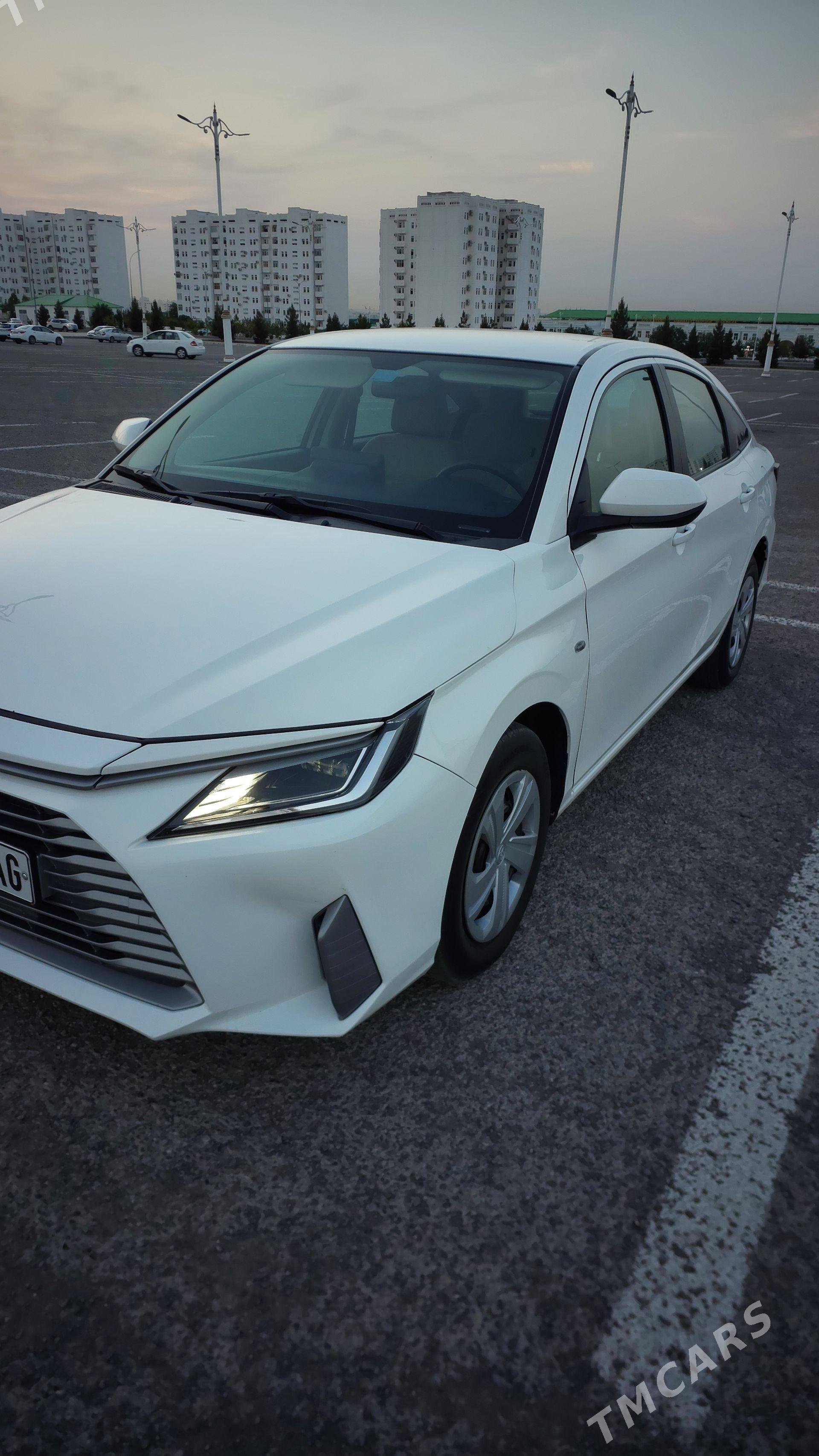 Toyota Yaris 2024 - 265 000 TMT - Aşgabat - img 1