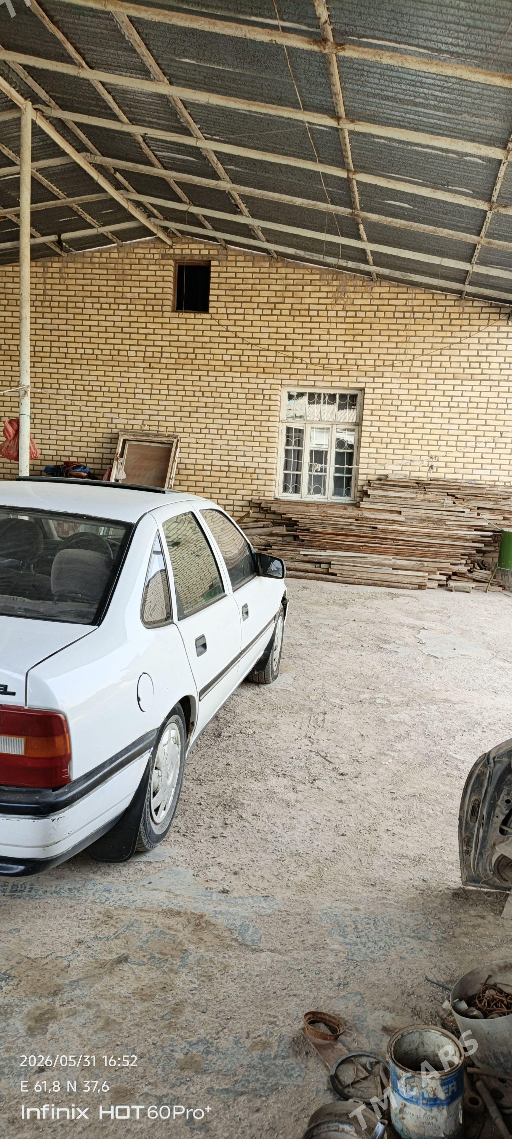 Opel Vectra 1992 - 23 000 TMT - Mary - img 1