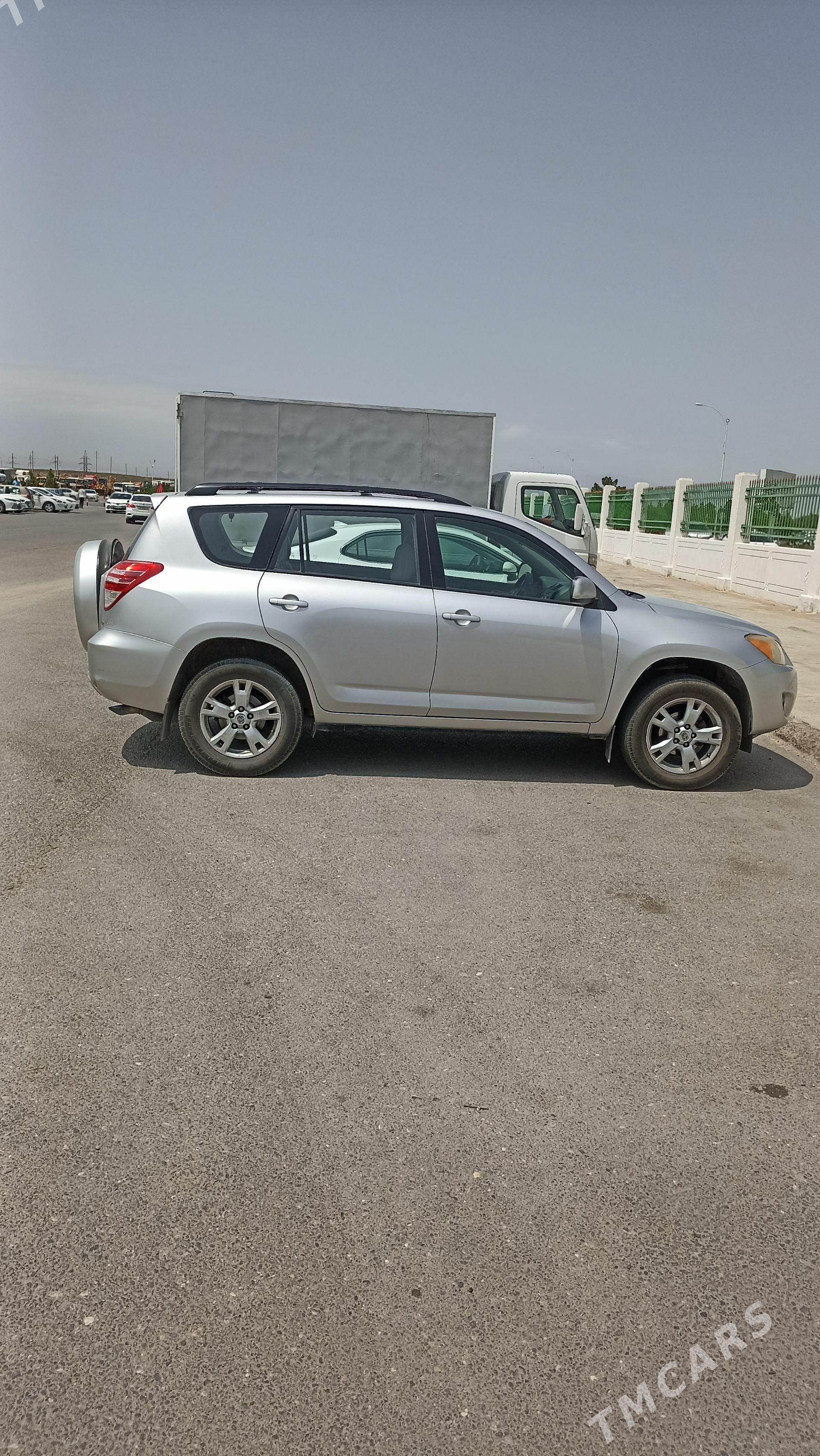 Toyota RAV4 2012 - 245 000 TMT - Gurtly - img 1