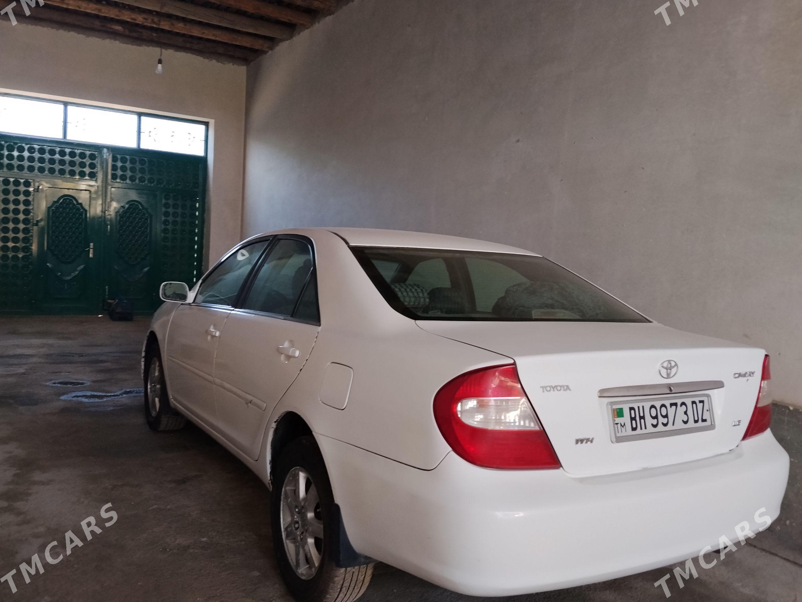 Toyota Camry 2004 - 170 000 TMT - Гурбансолтан Едже - img 1
