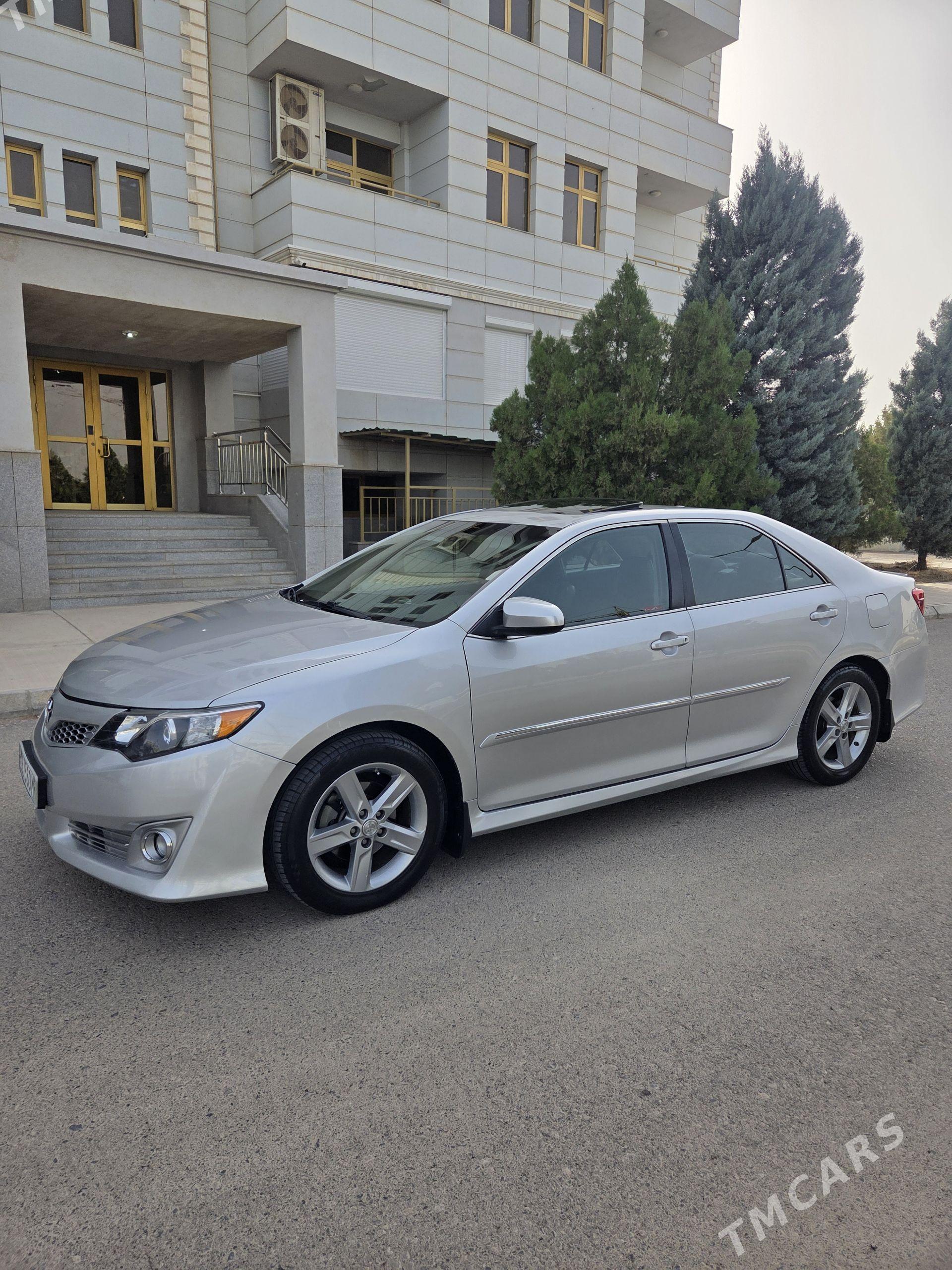 Toyota Camry 2012 - 260 000 TMT - Мары - img 1