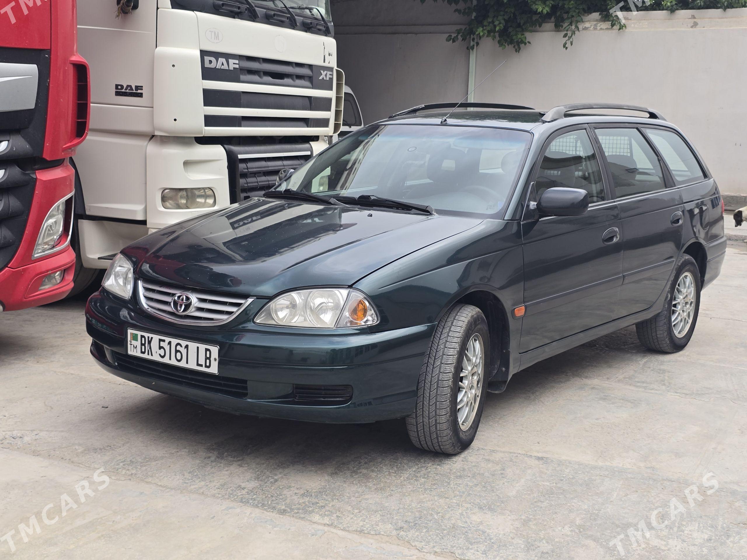 Toyota Avensis 2002 - 130 000 TMT - Туркменабат - img 1