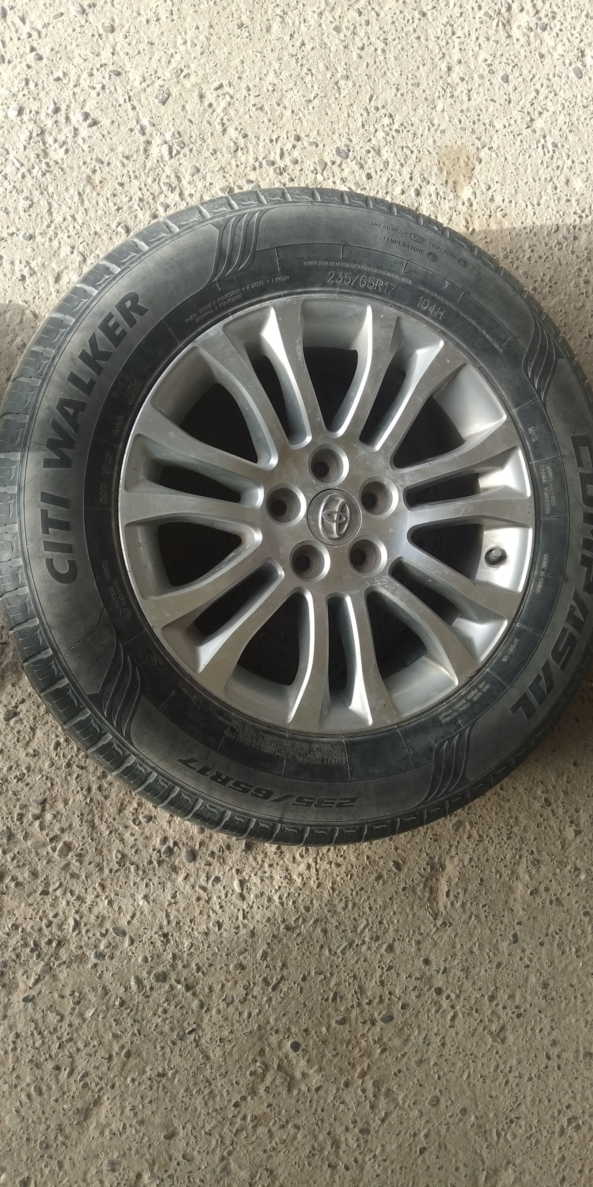 diska teker 235/ 65 R17 2 000 TMT - Mary - img 1