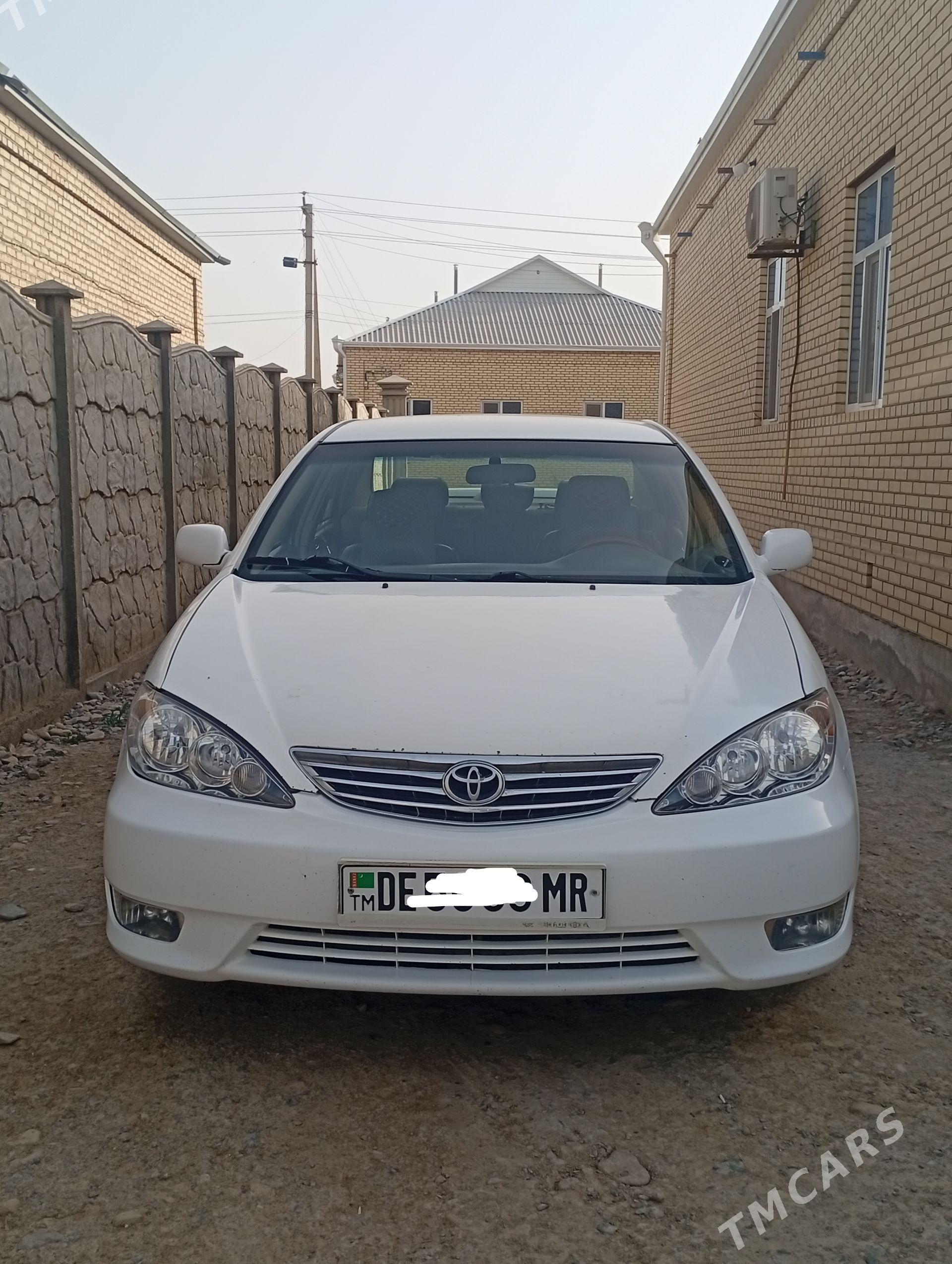 Toyota Camry 2005 - 155 000 TMT - Мургап - img 1