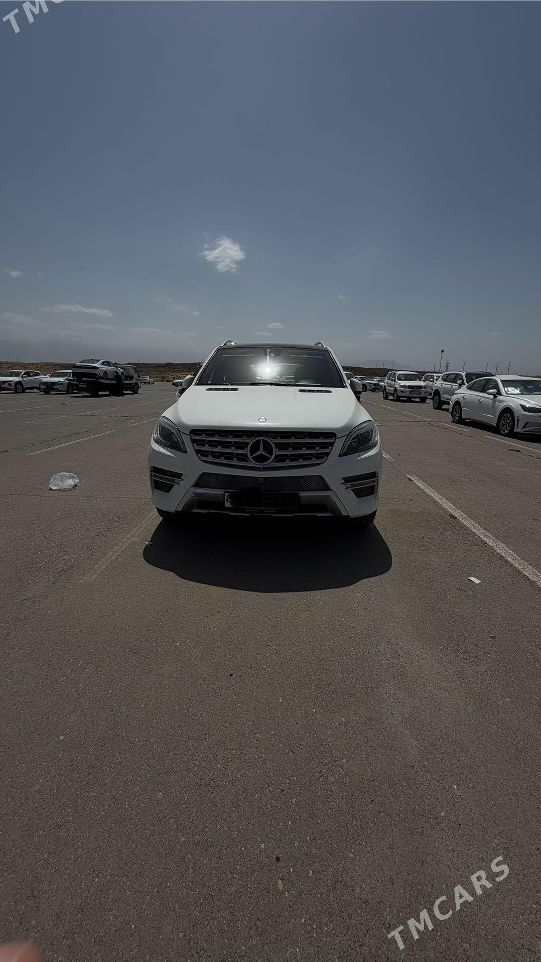 Mercedes-Benz C350 2014 - 700 000 TMT - Aşgabat - img 1
