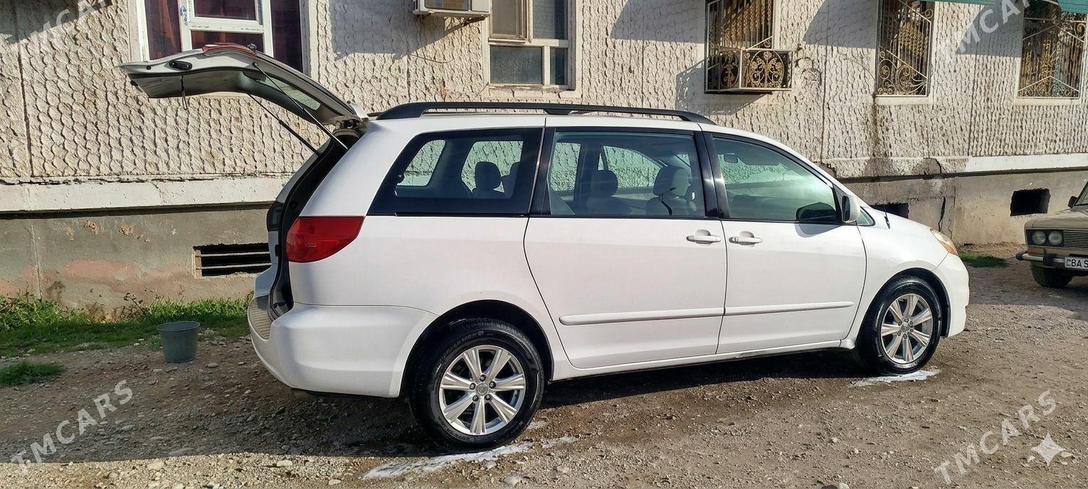 Toyota Sienna 2008 - 260 000 TMT - Balkanabat - img 1