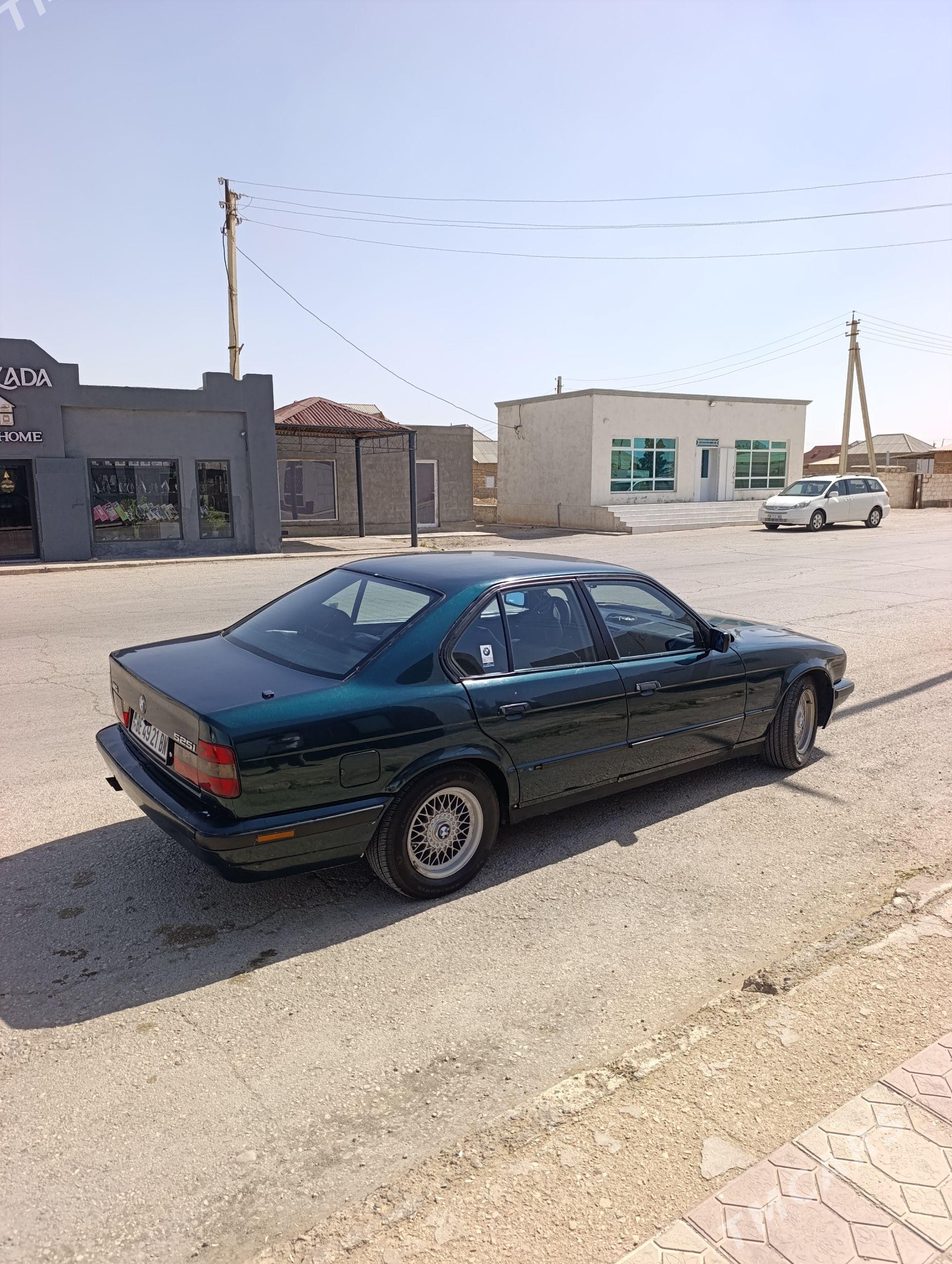 BMW 525 1990 - 45 000 TMT - Gumdag - img 1