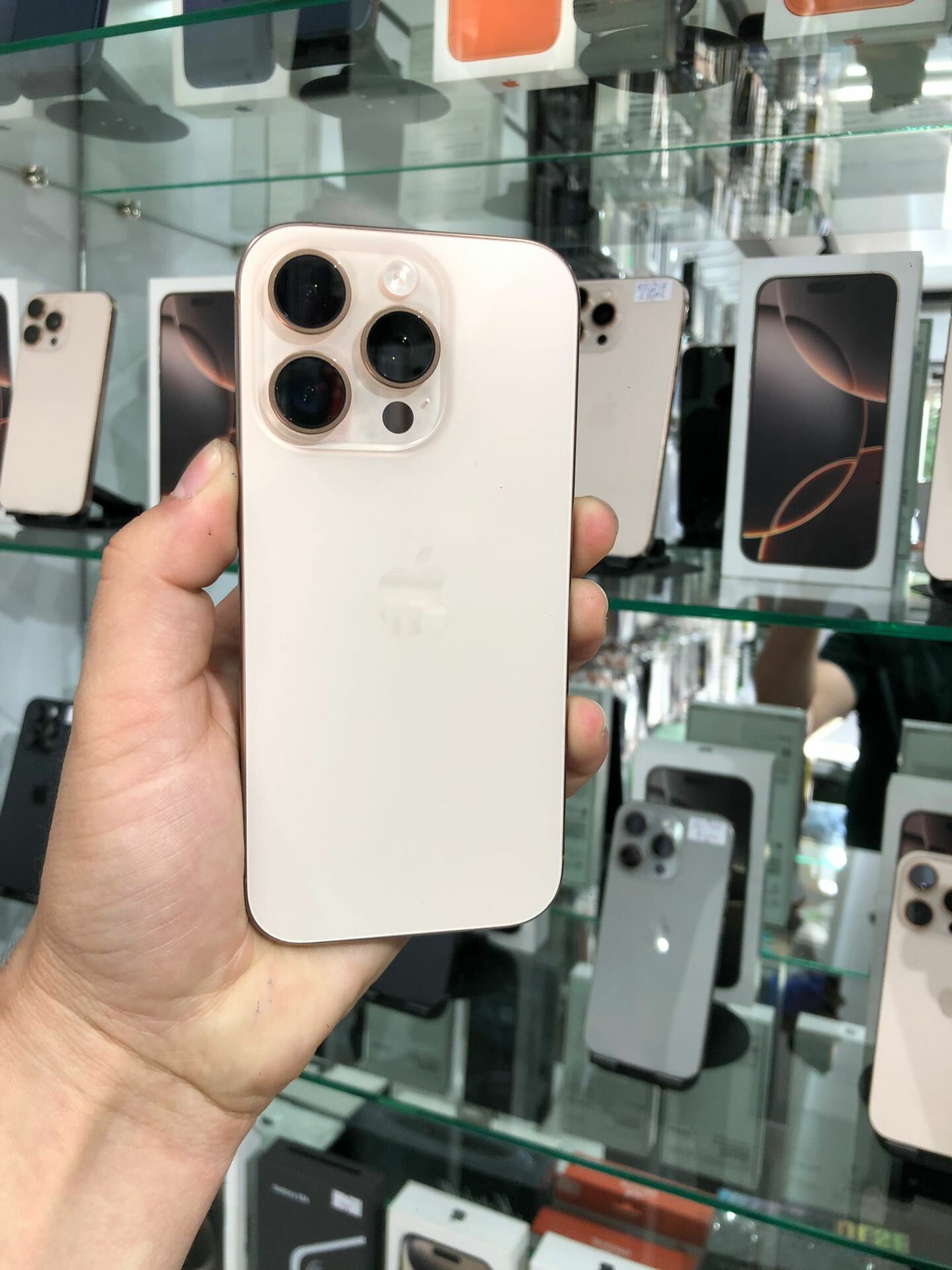 iPhone 16 Pro 91 - Aşgabat - img 1