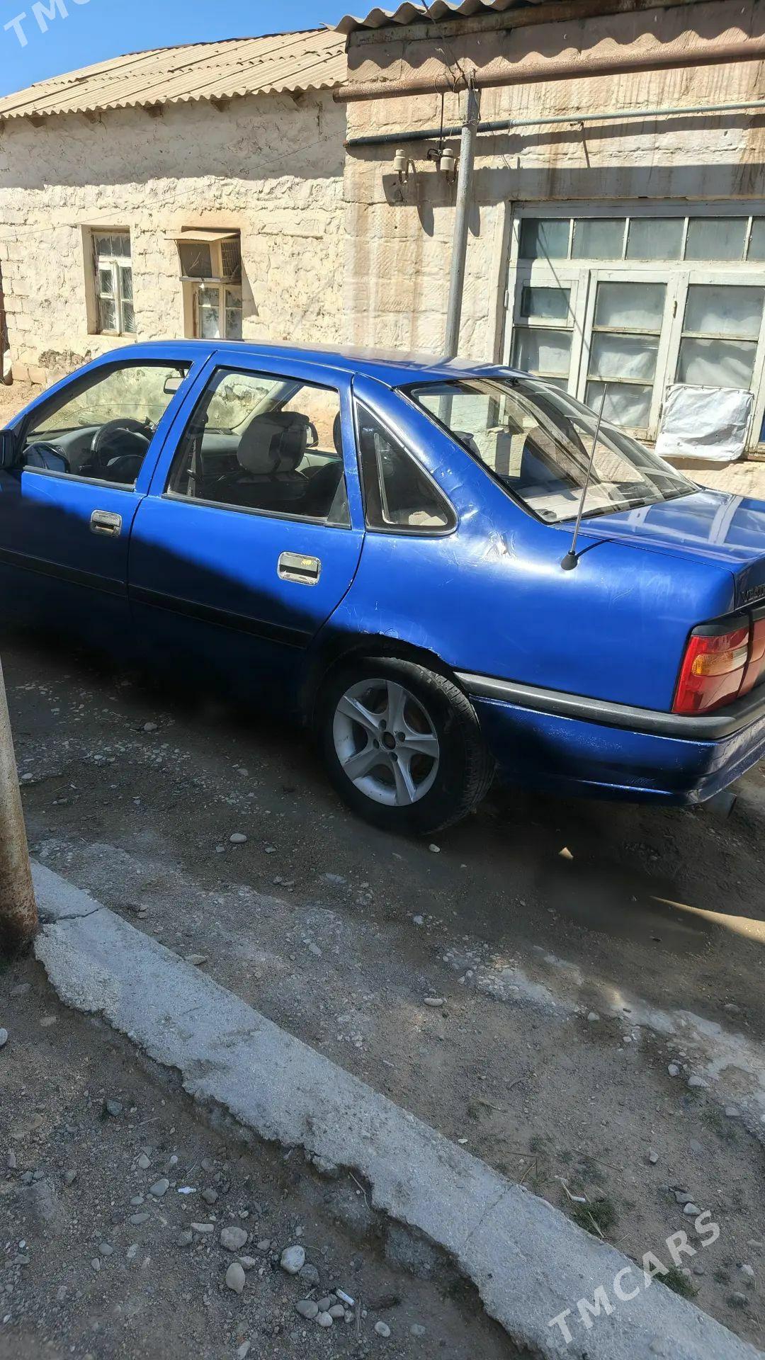 Opel Vectra 1989 - 30 000 TMT - Джебел - img 1