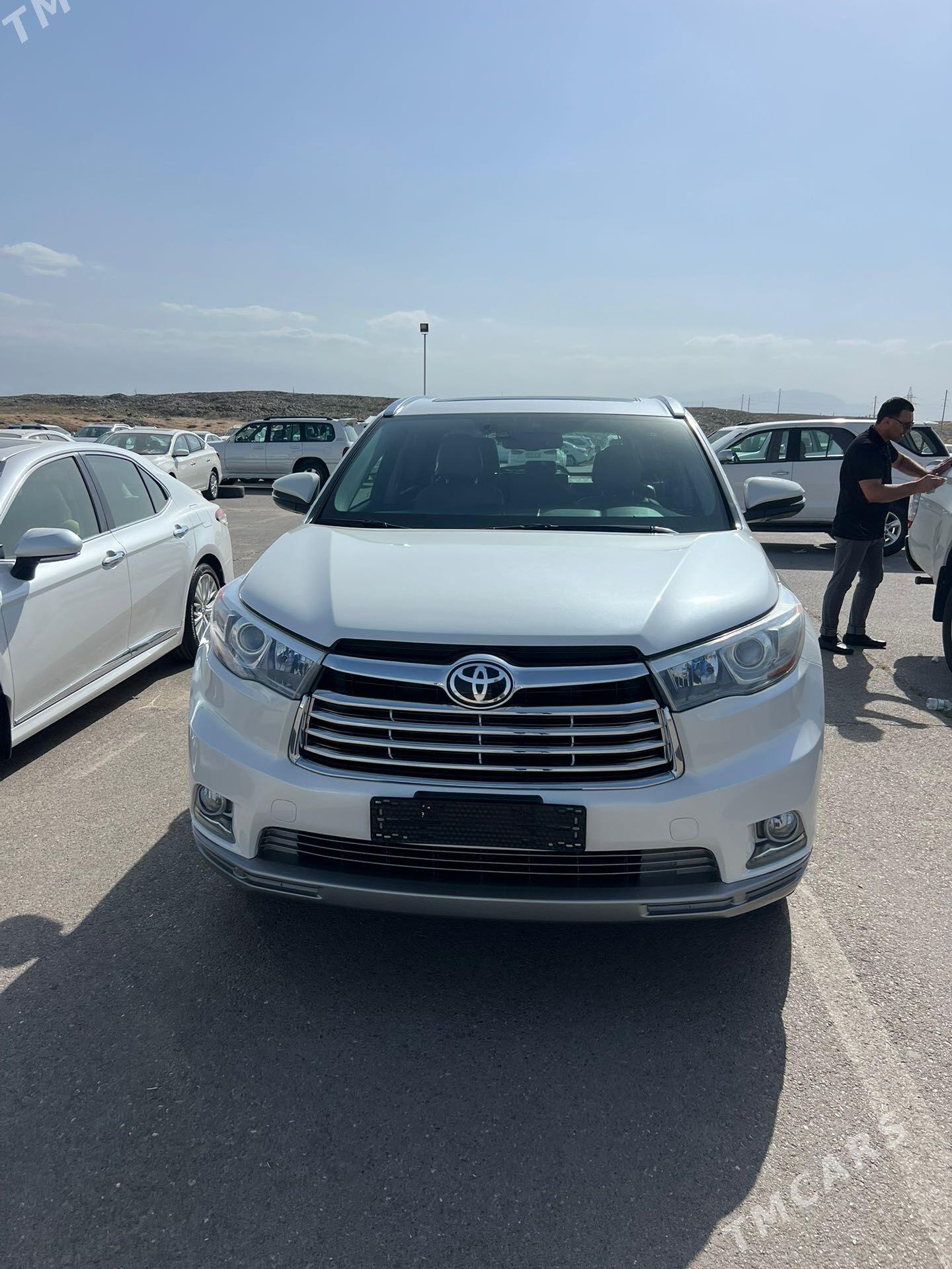 Toyota Highlander 2016 - 500 000 TMT - "Altyn Asyr" Gündogar bazary (Jygyllyk) - img 1