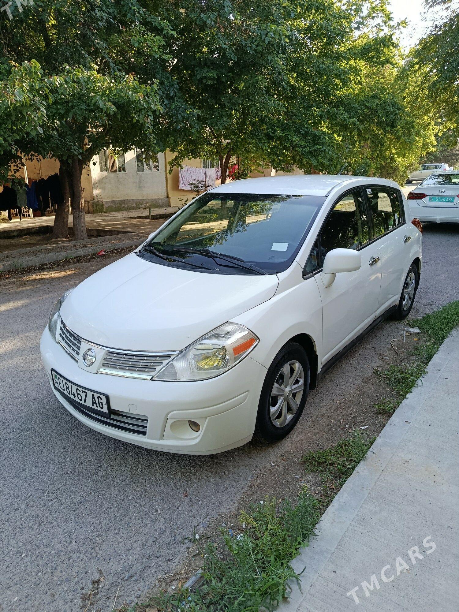 Nissan Versa 2010 - 128 000 TMT - Ашхабад - img 1