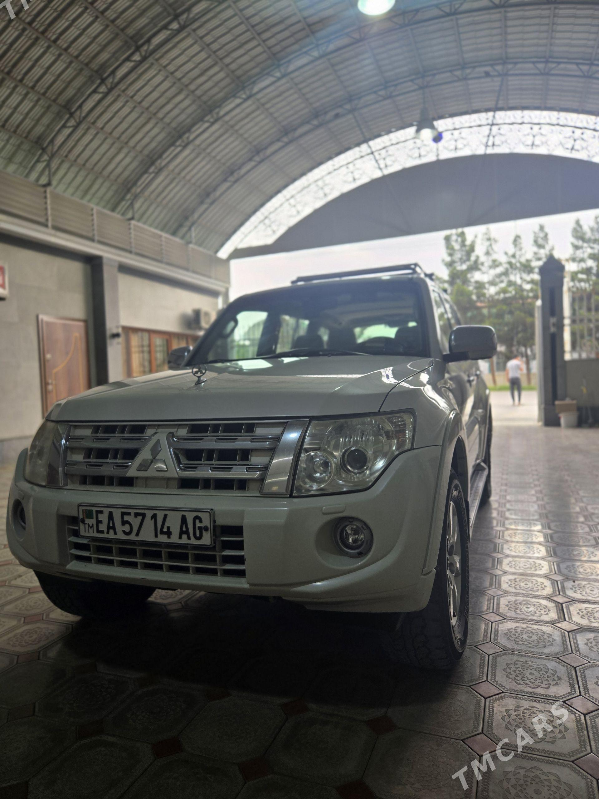 Mitsubishi Pajero 2014 - 335 000 TMT - Bekrewe - img 1