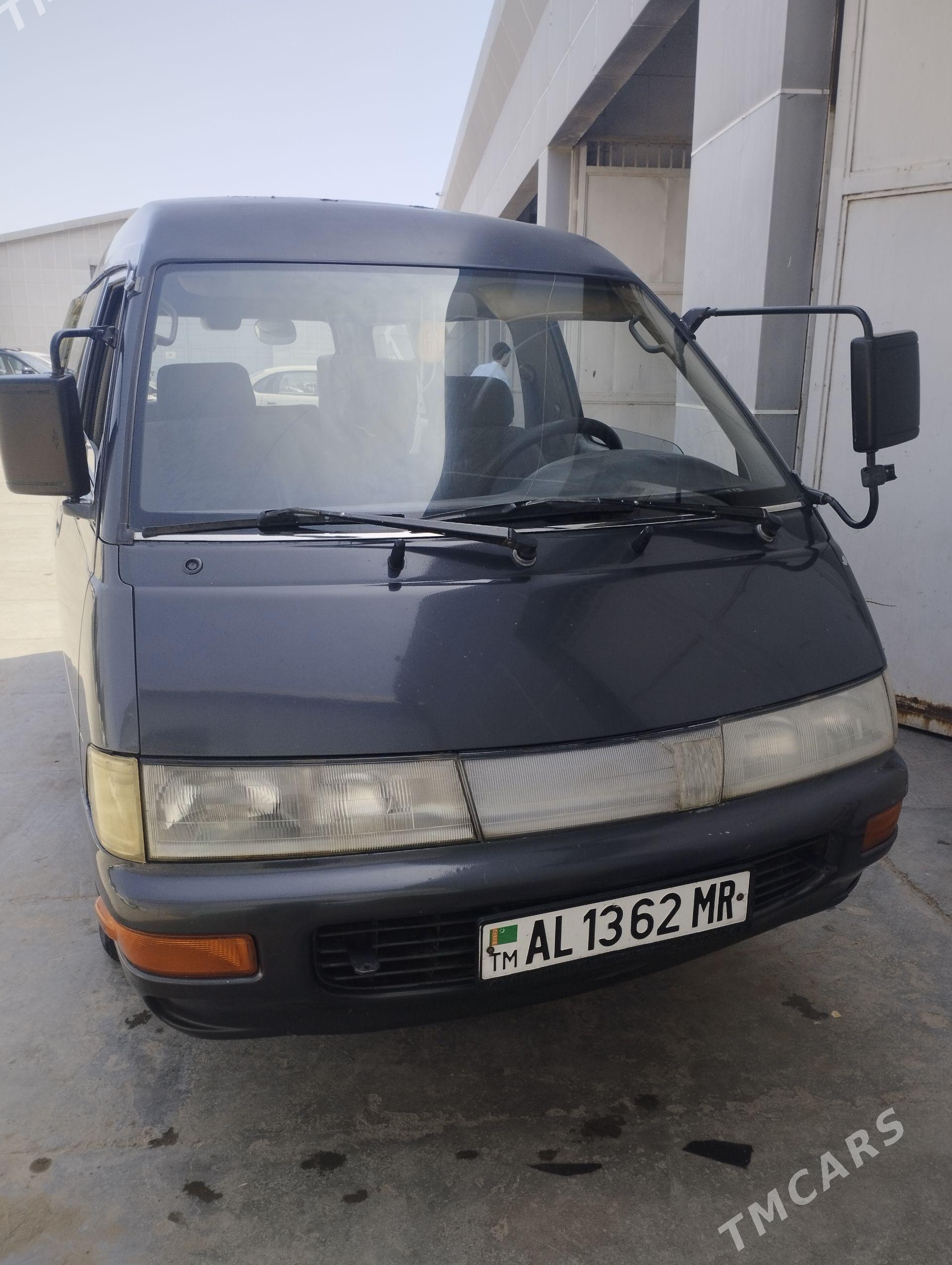 Toyota Town Ace 1994 - 65 000 TMT - Мары - img 1