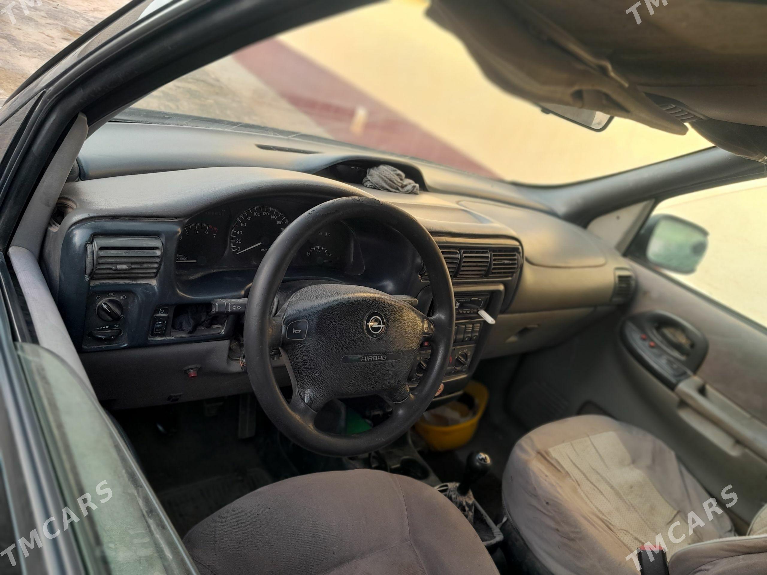 Opel Sintra 1998 - 35 000 TMT - Огуз хан - img 1