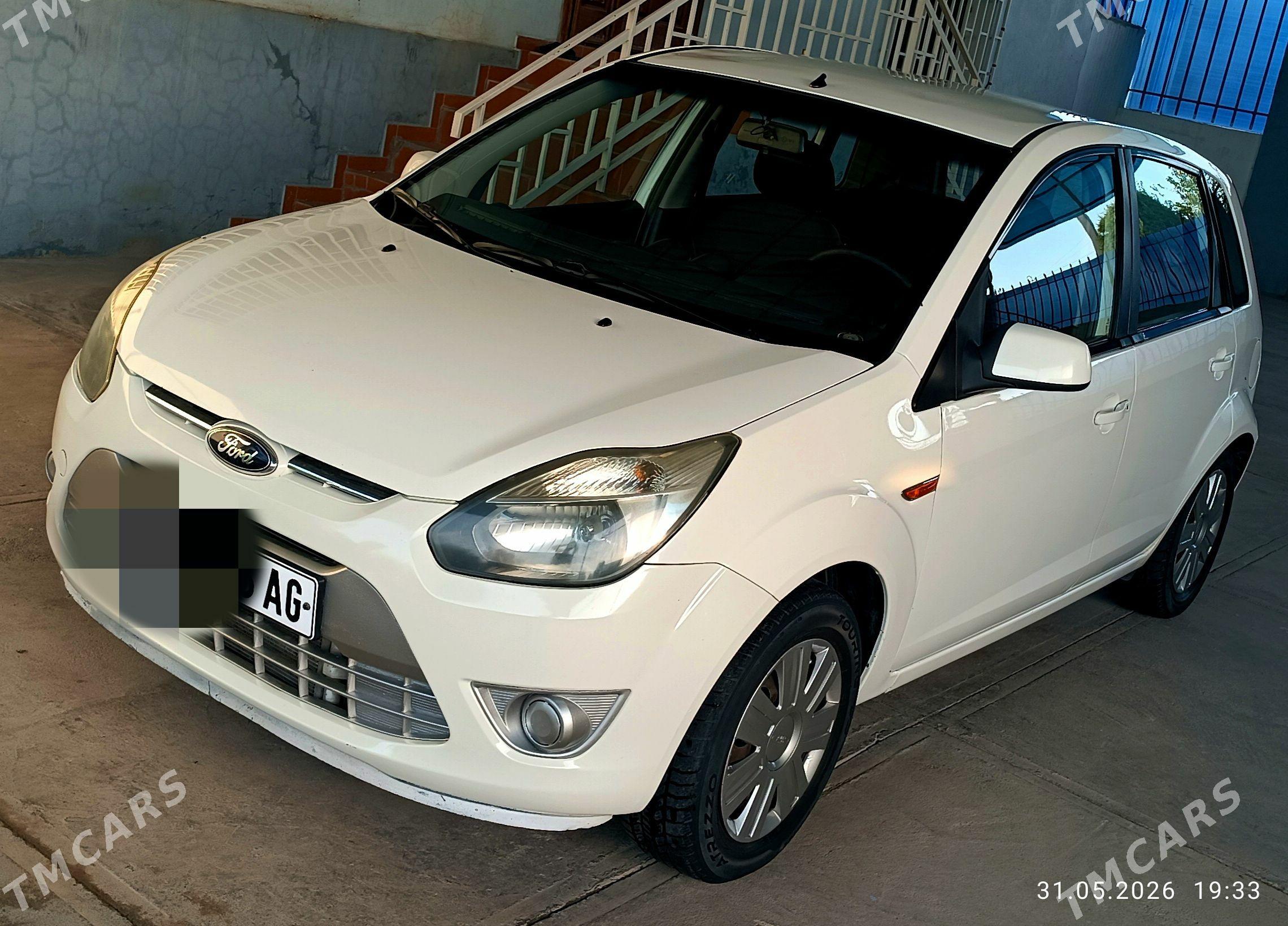 Ford Figo 2012 - 115 000 TMT - Гёкдже - img 1