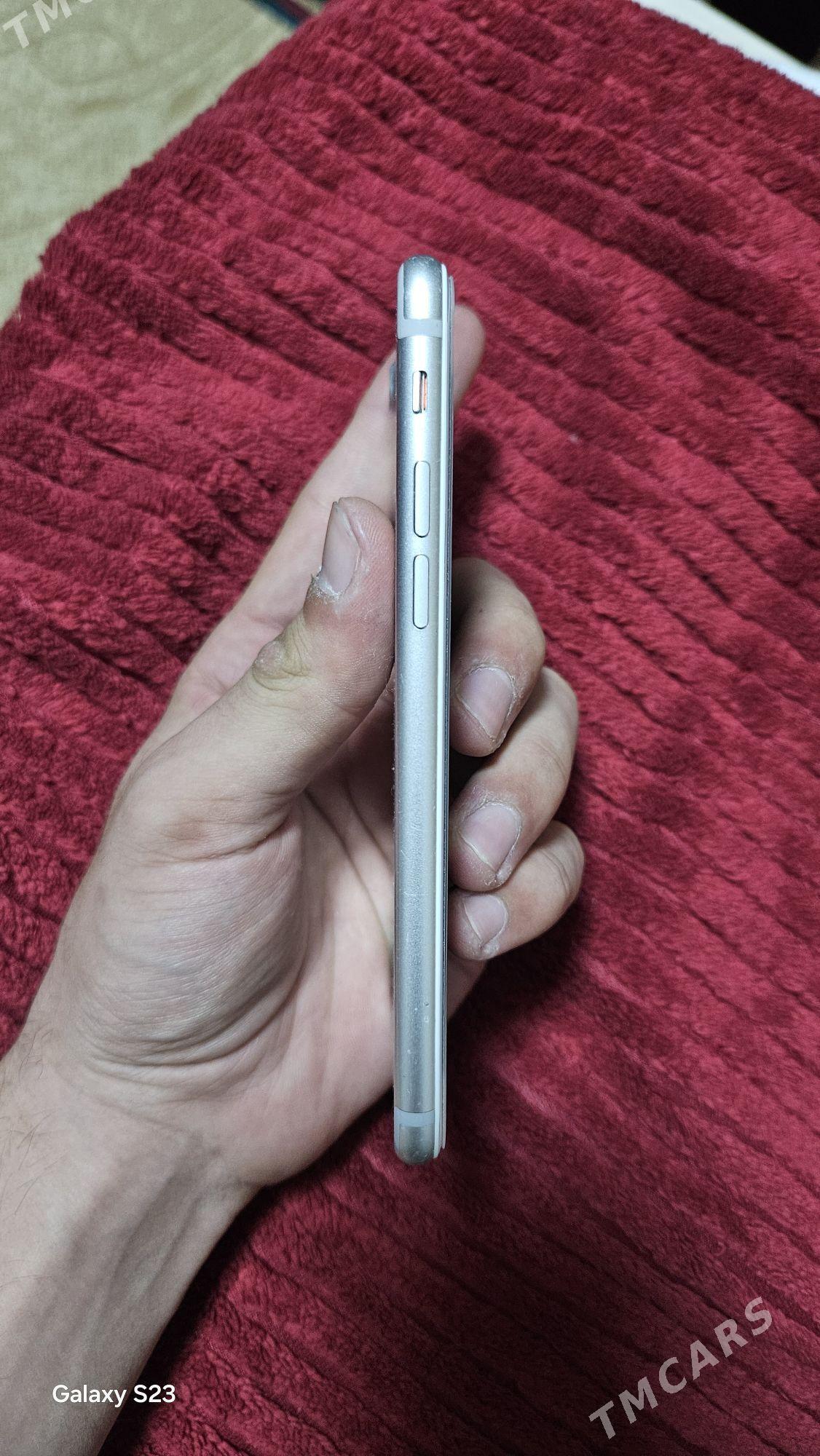 iphone 7 - Кëши - img 1