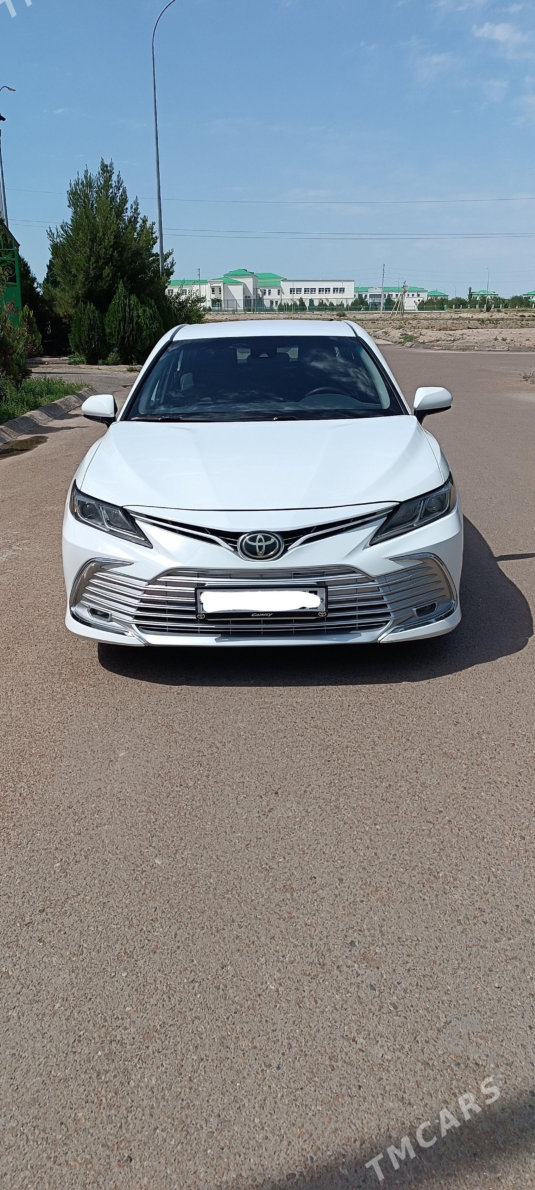 Toyota Camry 2020 - 317 000 TMT - Дашогуз - img 1