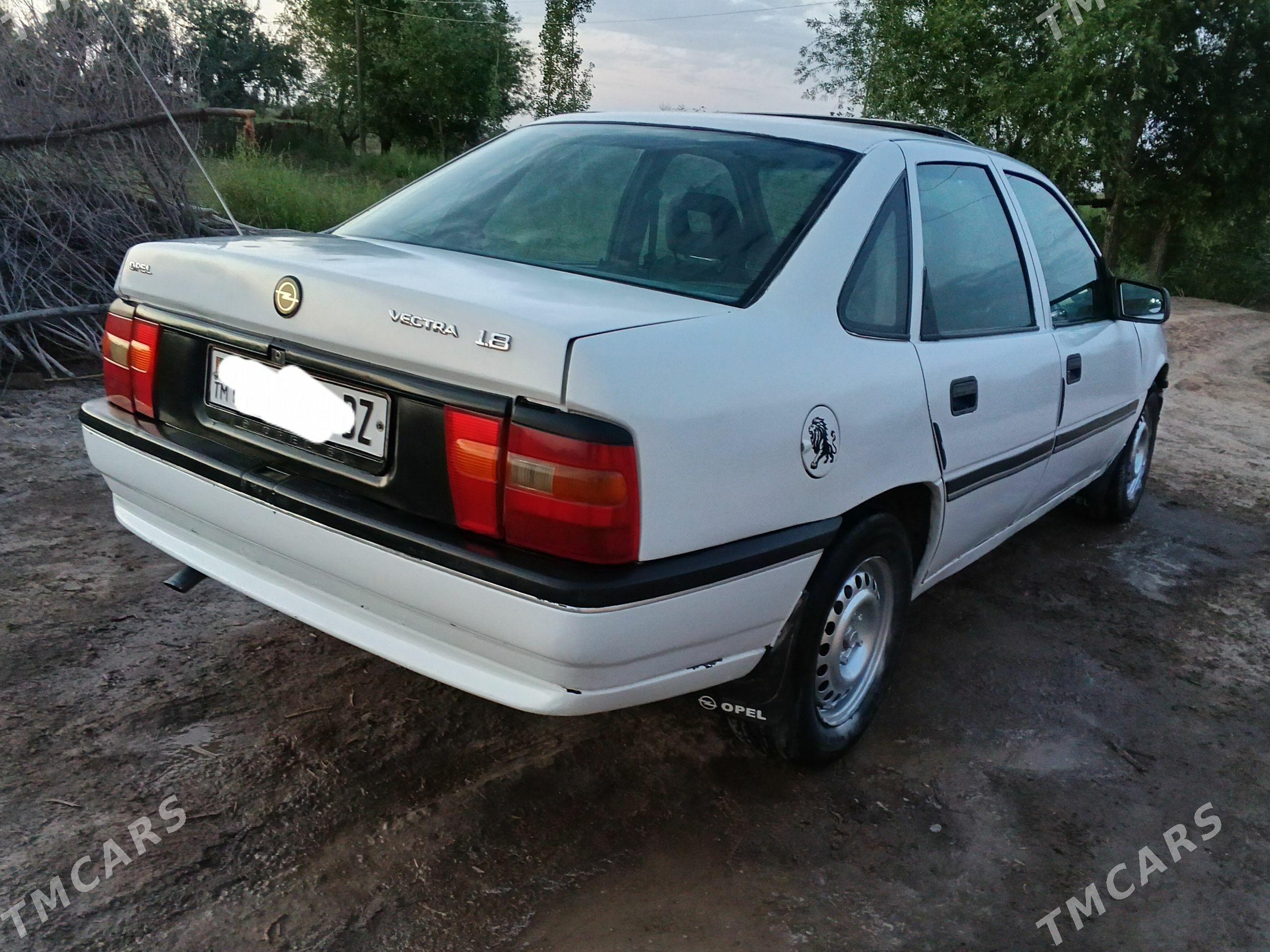 Opel Vectra 1991 - 46 000 TMT - Губадаг - img 1