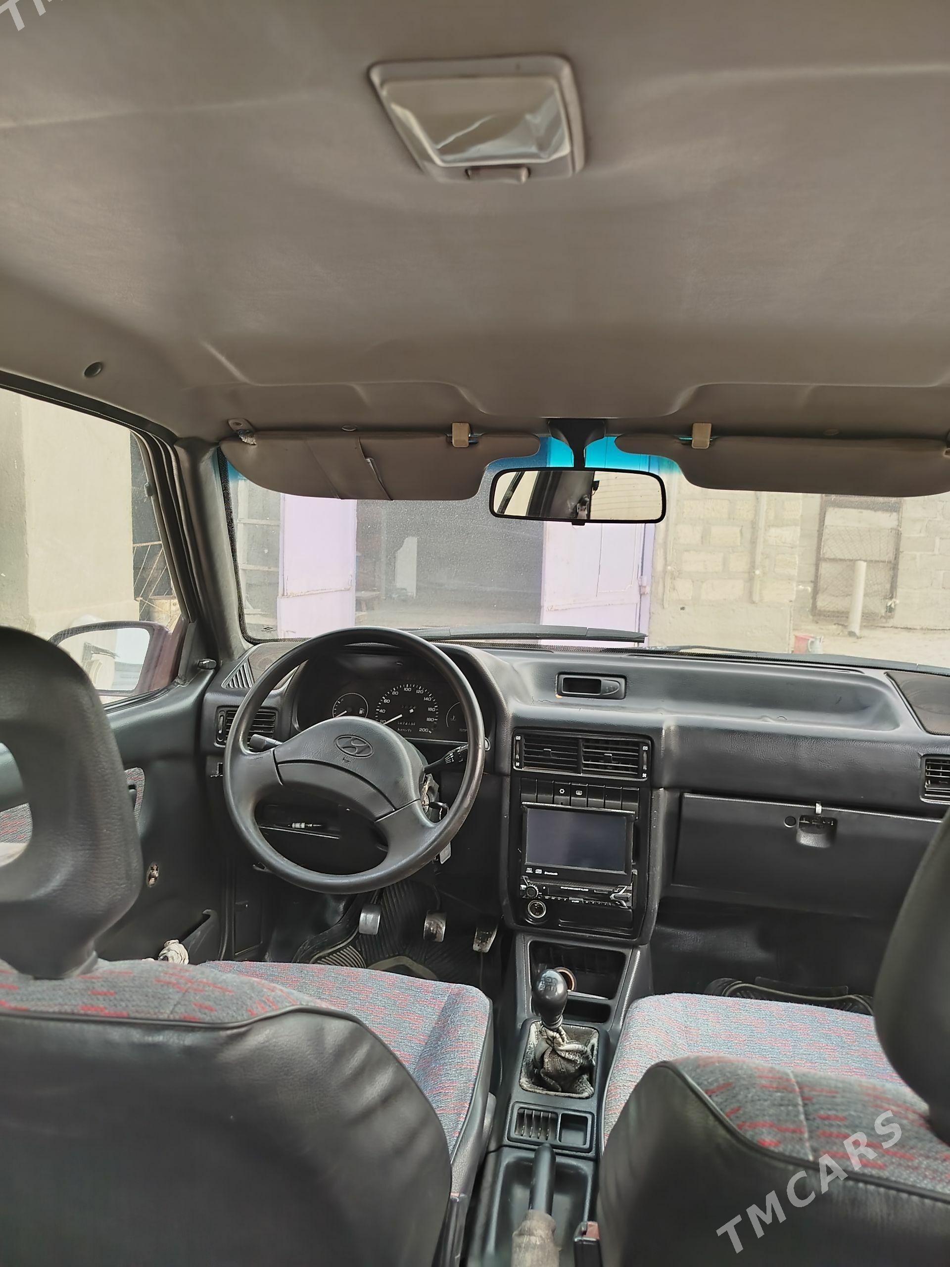 Hyundai Accent 1997 - 24 000 TMT - Гумдаг - img 1