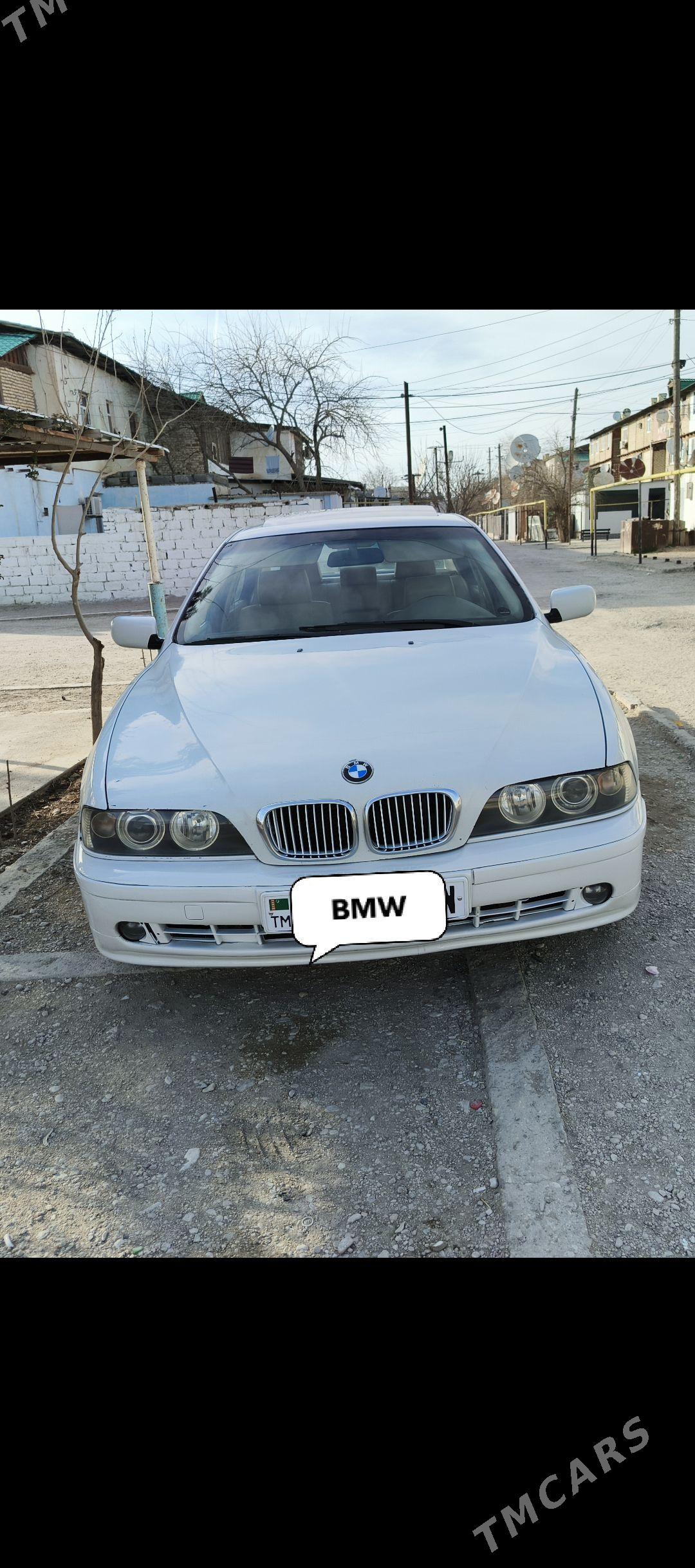 BMW E39 2001 - 110 000 TMT - Балканабат - img 1