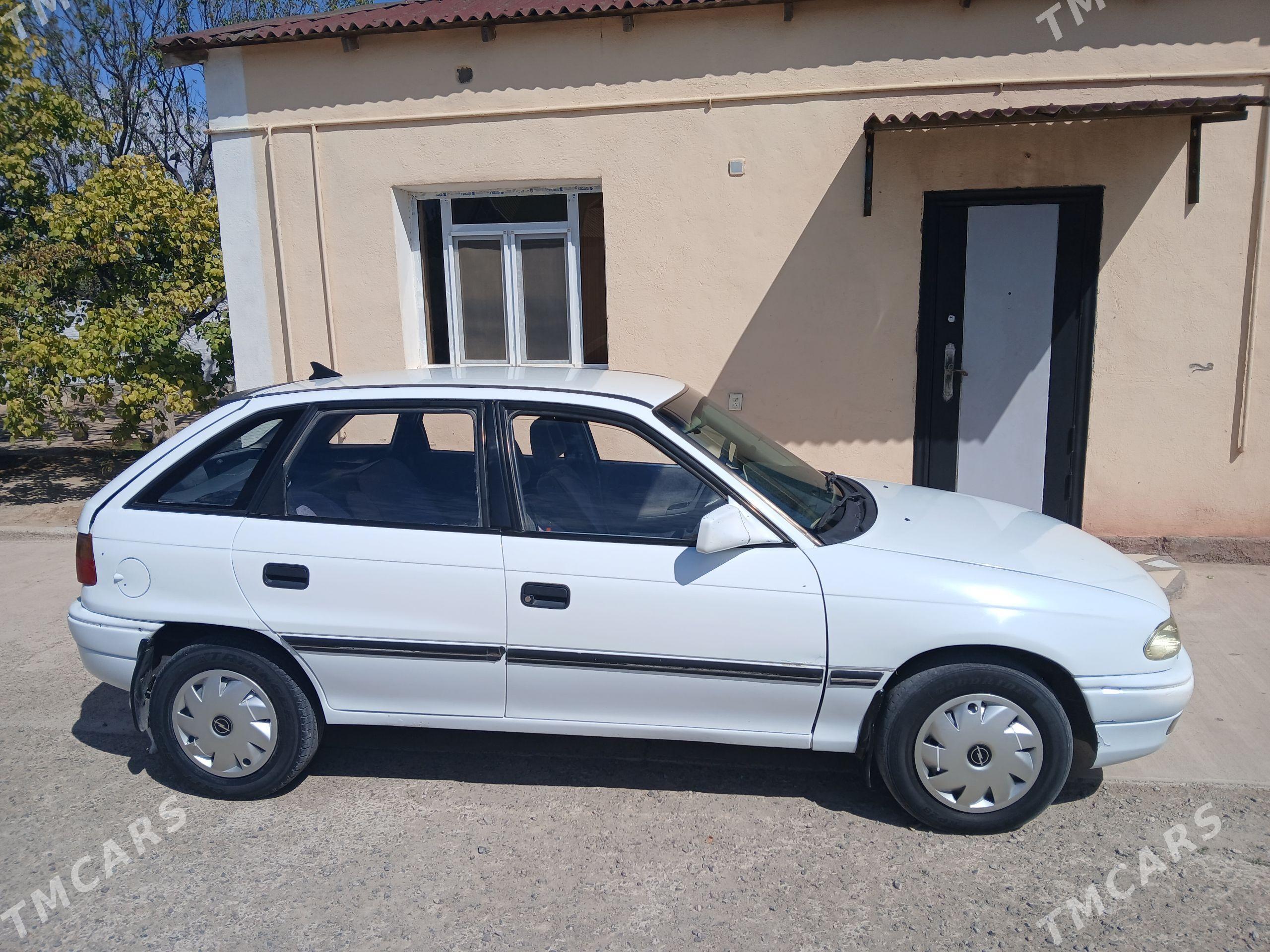 Opel Astra 1992 - 40 000 TMT - Туркменбаши - img 1