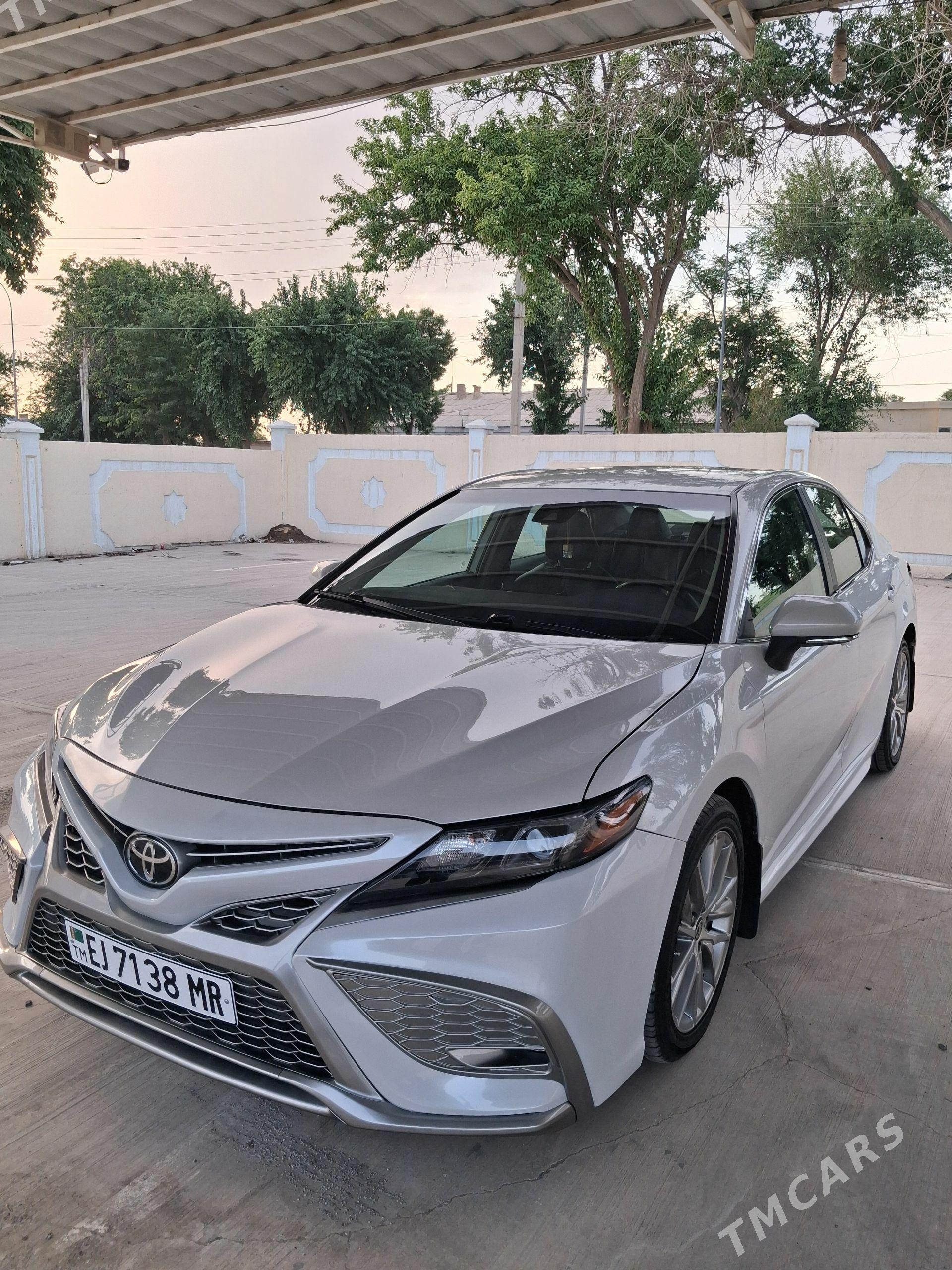 Toyota Camry 2021 - 315 000 TMT - Baýramaly - img 1