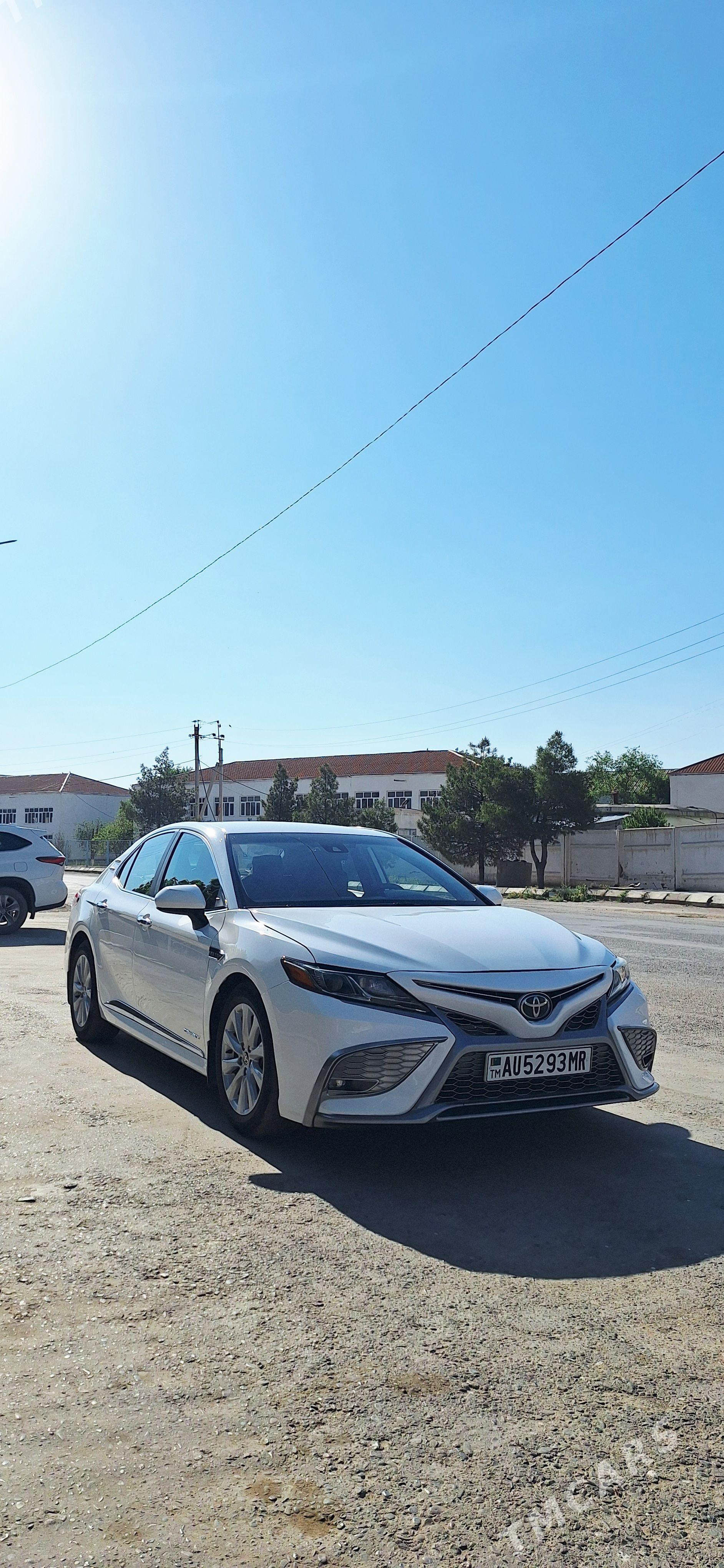 Toyota Camry 2020 - 300 000 TMT - Байрамали - img 1