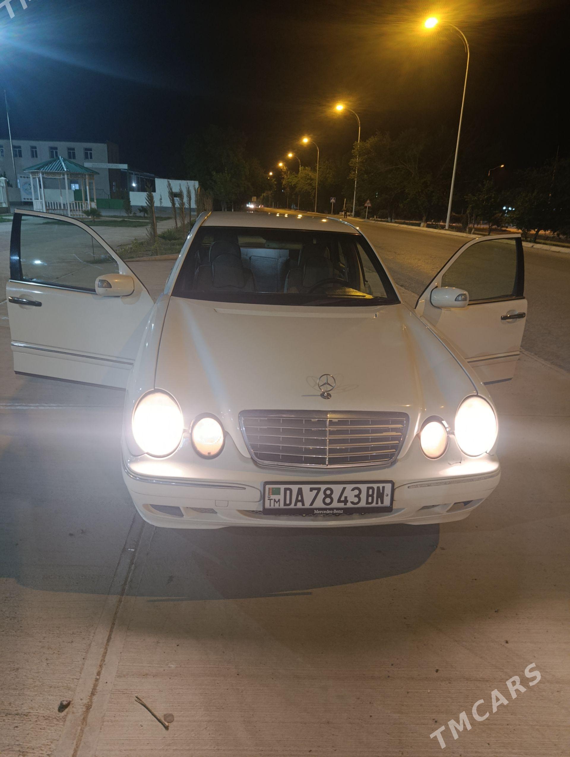 Mercedes-Benz E320 1997 - 95 000 TMT - Magtymguly - img 1