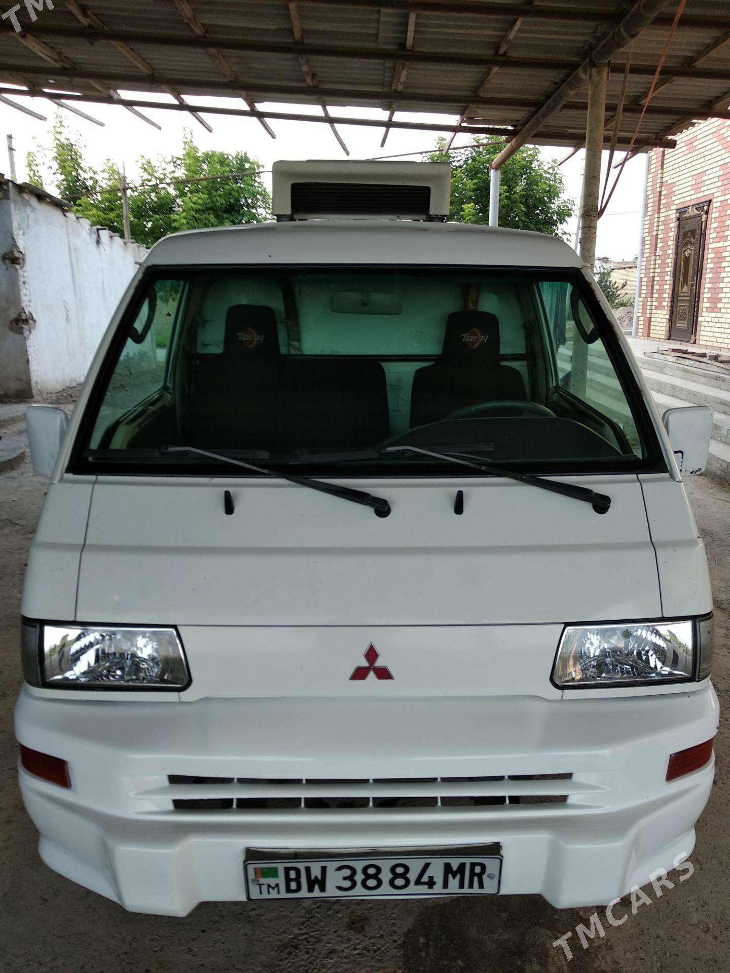Mitsubishi L300 2008 - 70 000 TMT - Mary - img 1