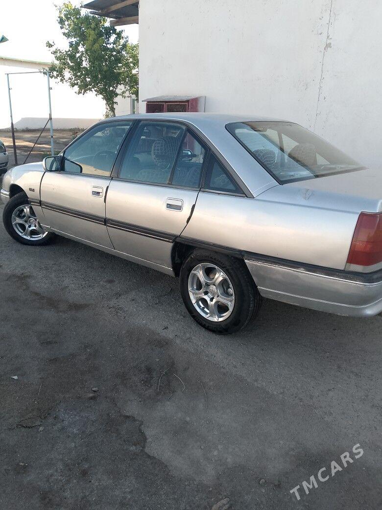 Opel Omega 1990 - 25 000 TMT - Akdepe - img 1