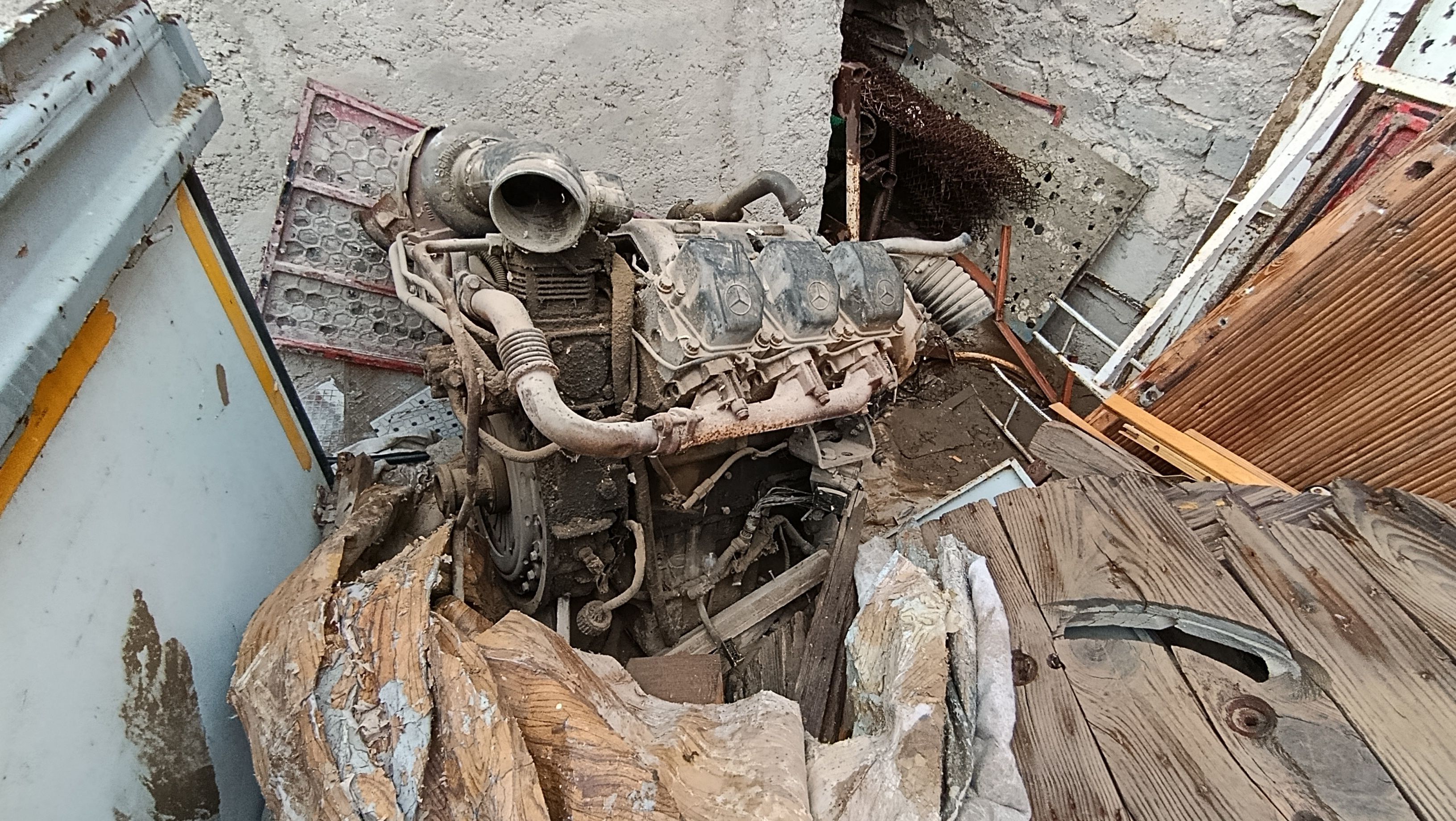 mator Actros 50 000 TMT - Balkanabat - img 1