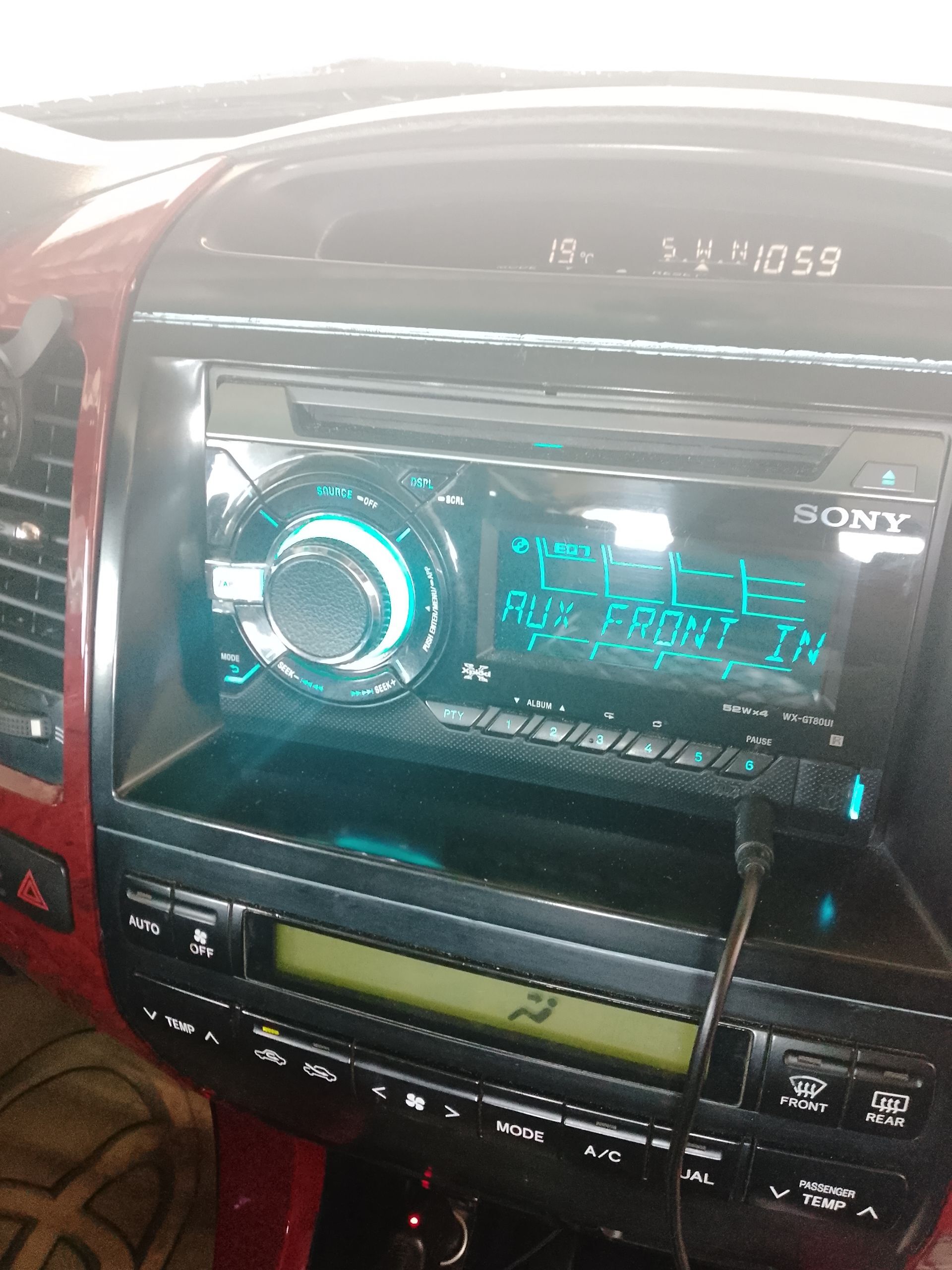 SONY 1 600 TMT - Хазар - img 1