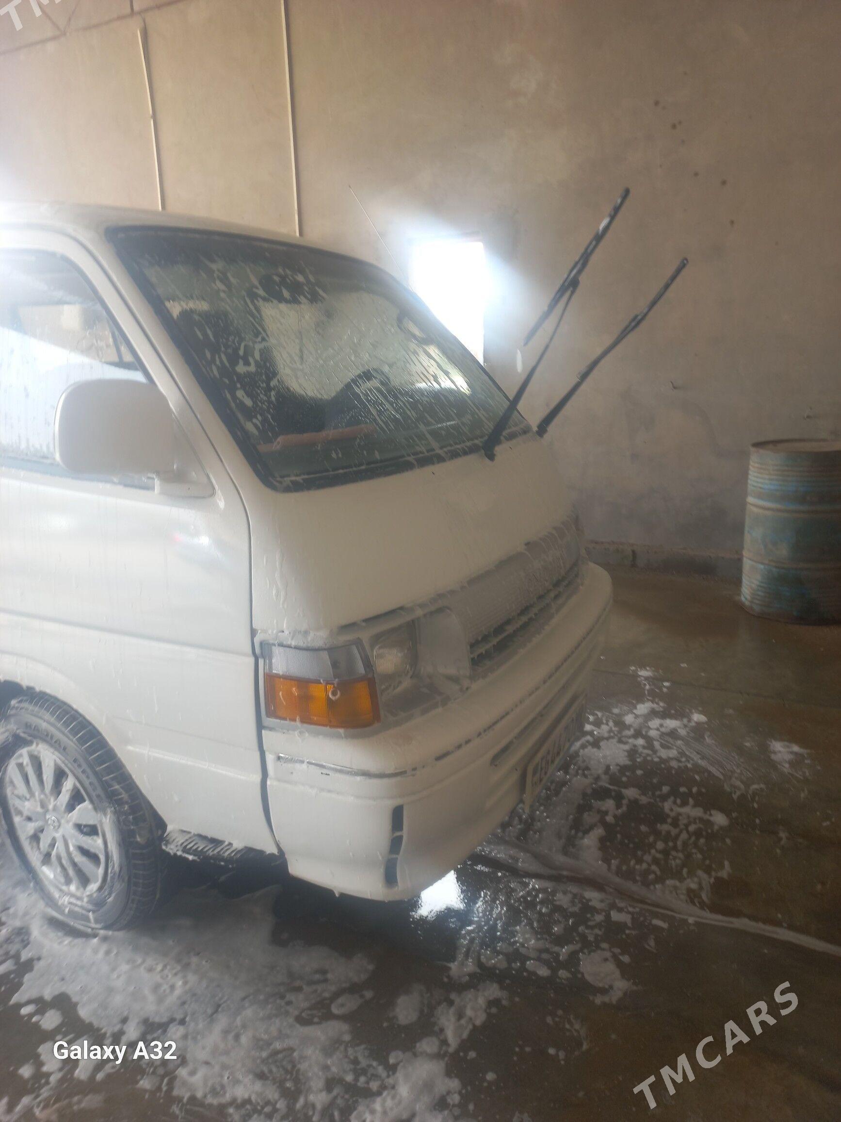 Toyota Hiace 1998 - 110 000 TMT - Mary - img 1