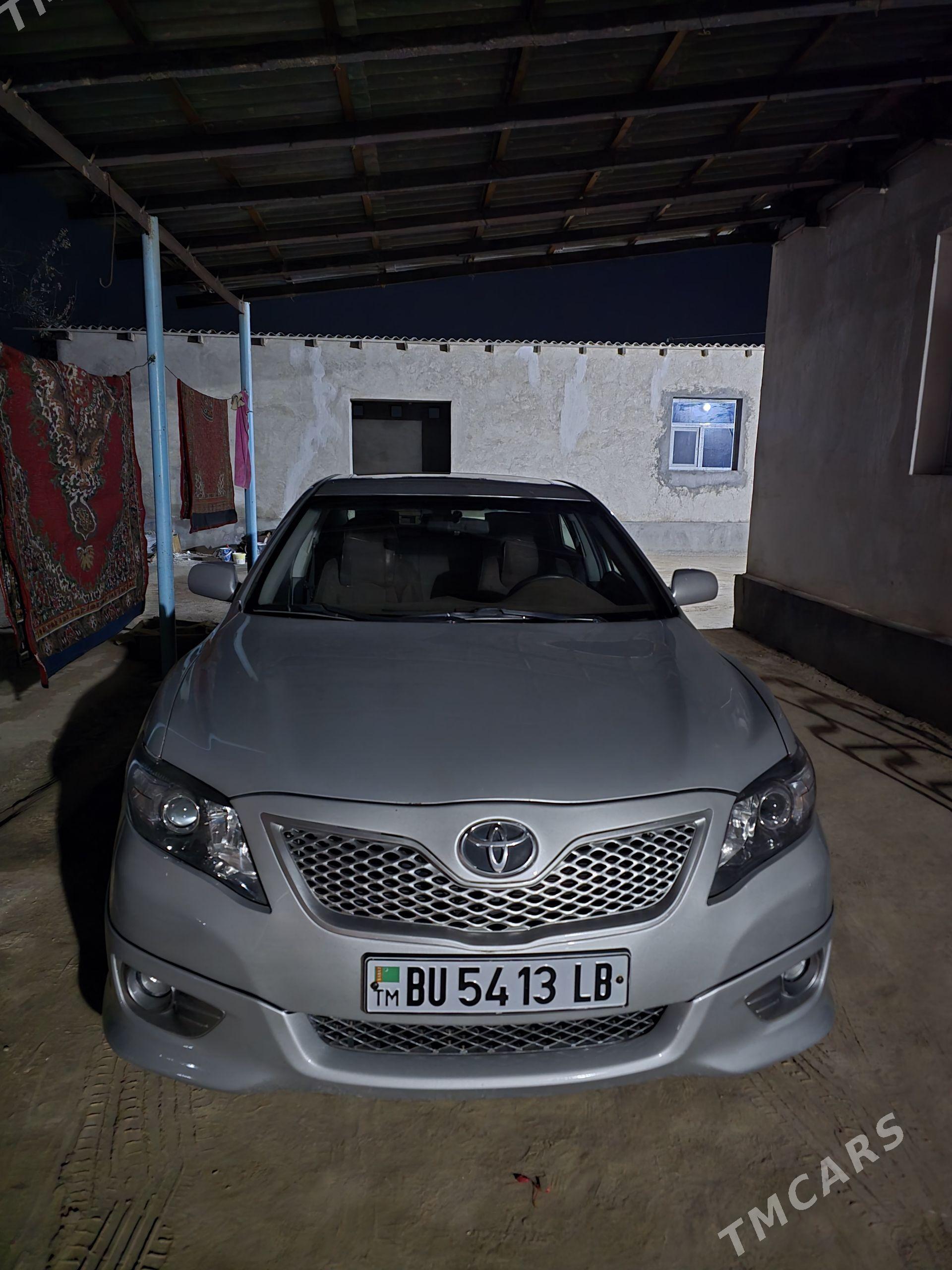 Toyota Camry 2010 - 255 000 TMT - Достлук - img 1