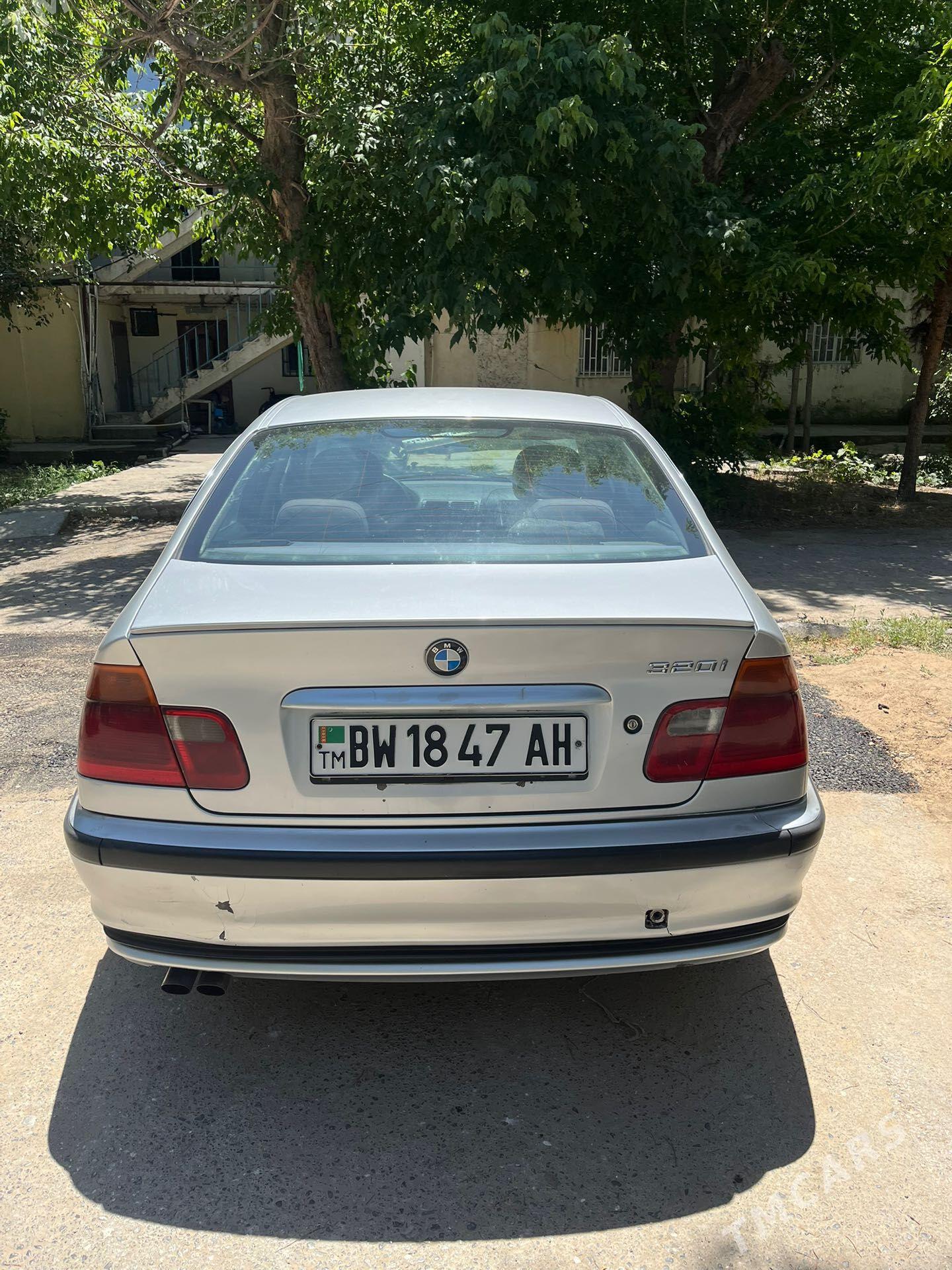 BMW 320 2001 - 95 000 TMT - 9 mkr - img 1