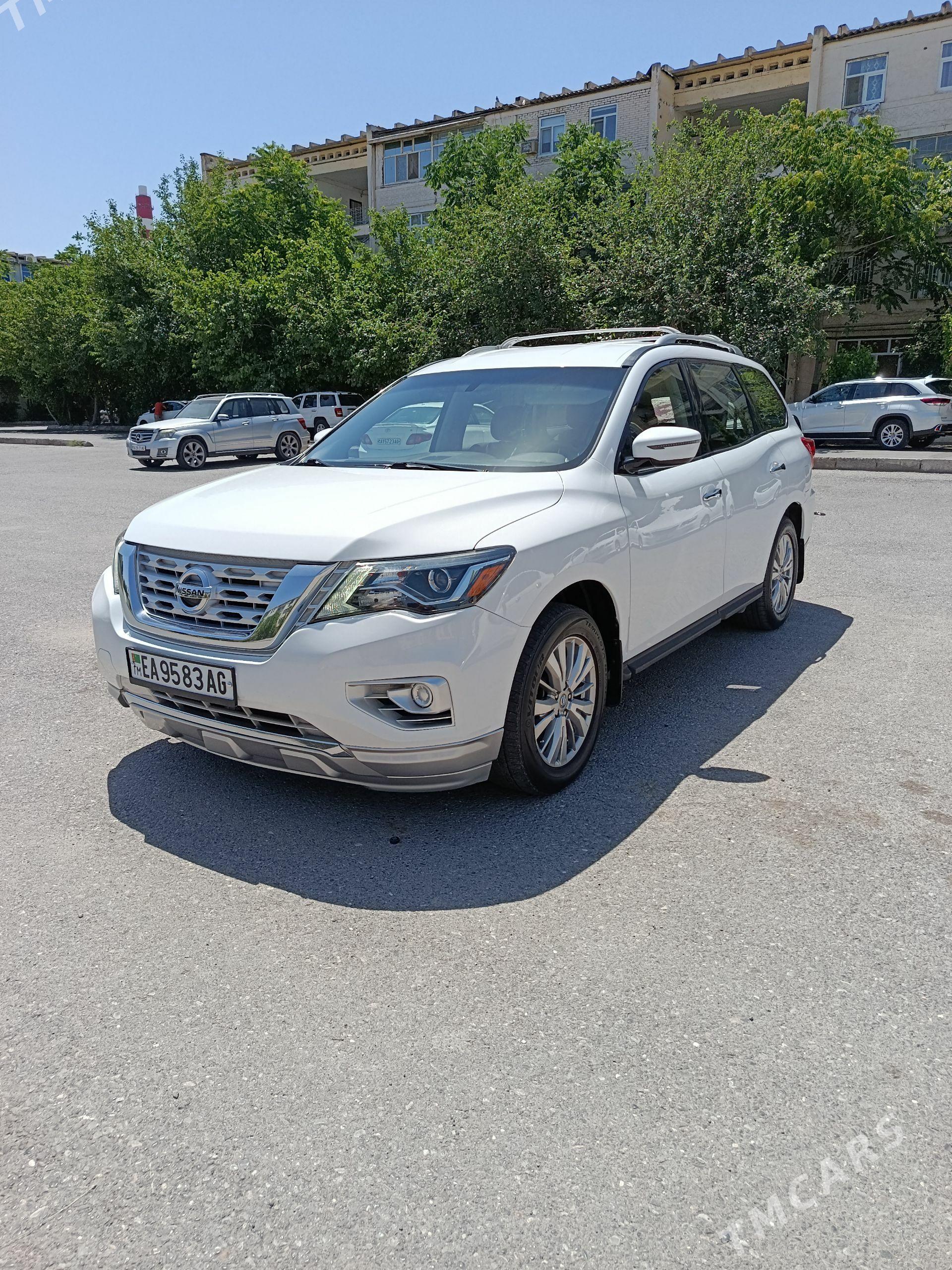 Nissan Pathfinder 2019 - 300 000 TMT - 11 mkr - img 1
