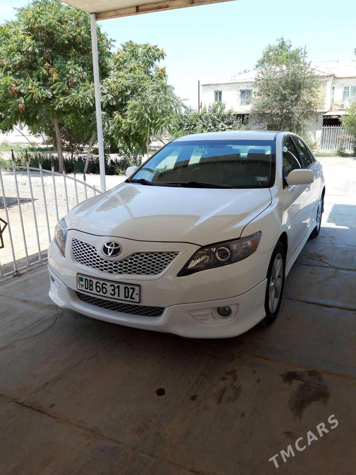 Toyota Camry 2011 - 270 000 TMT - Daşoguz - img 1