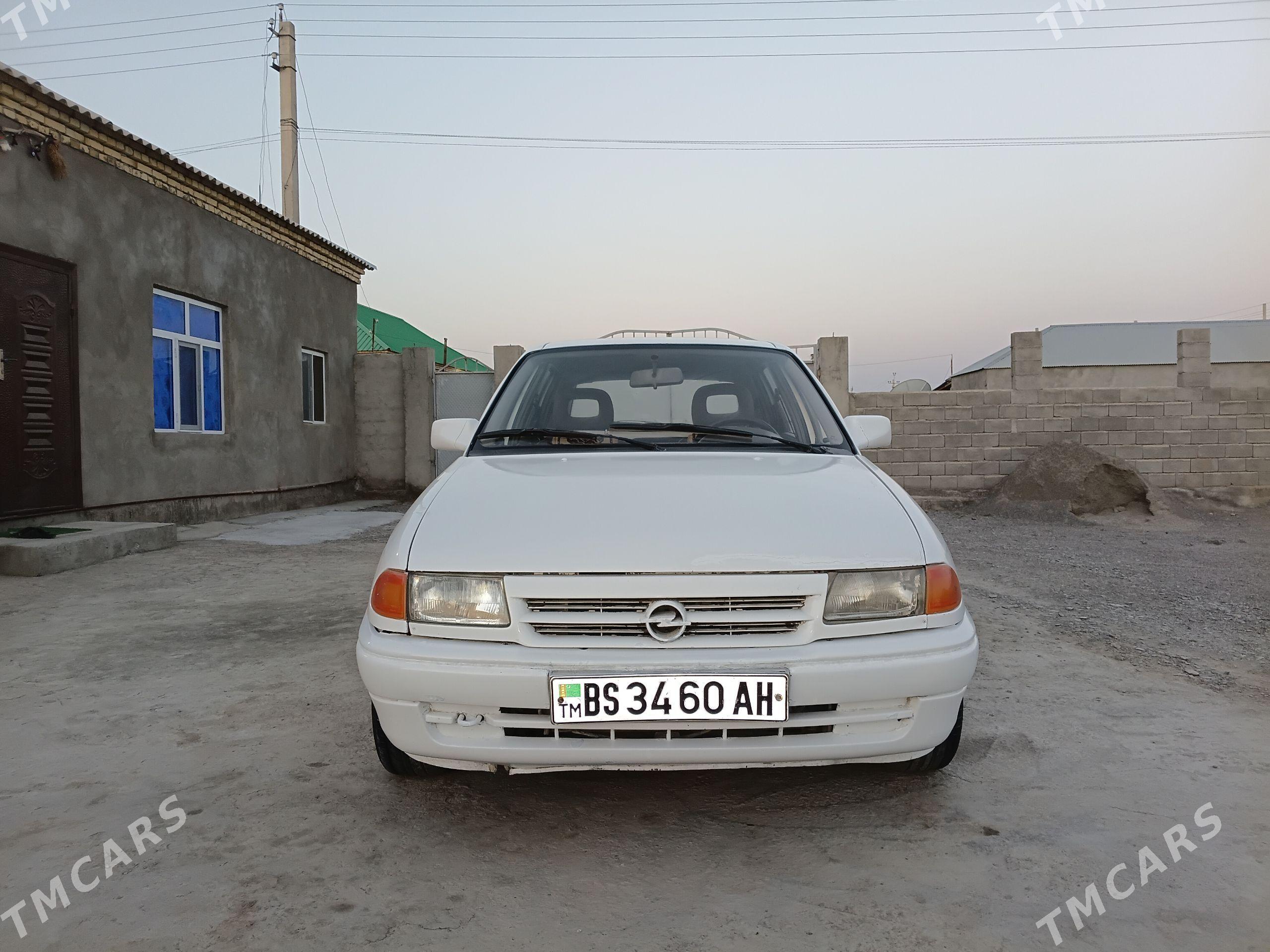 Opel Astra 1992 - 46 000 TMT - Гёкдепе - img 1