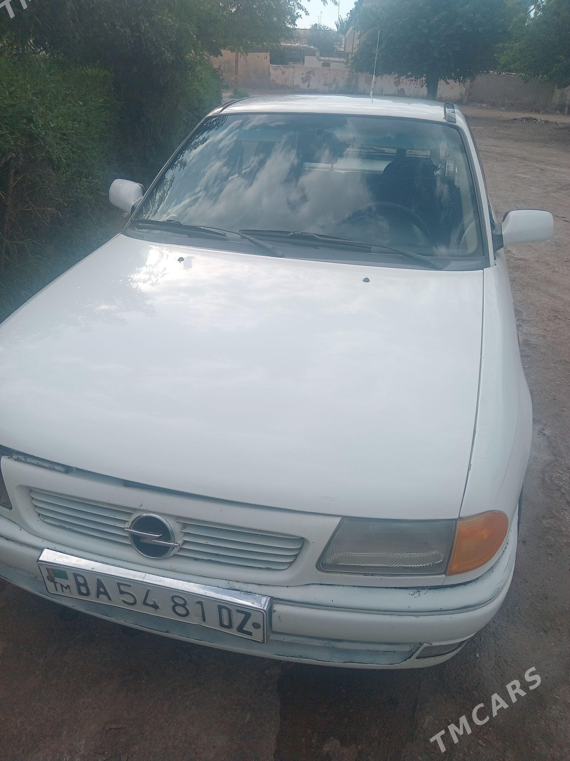 Opel Astra 1996 - 35 000 TMT - Дашогуз - img 1
