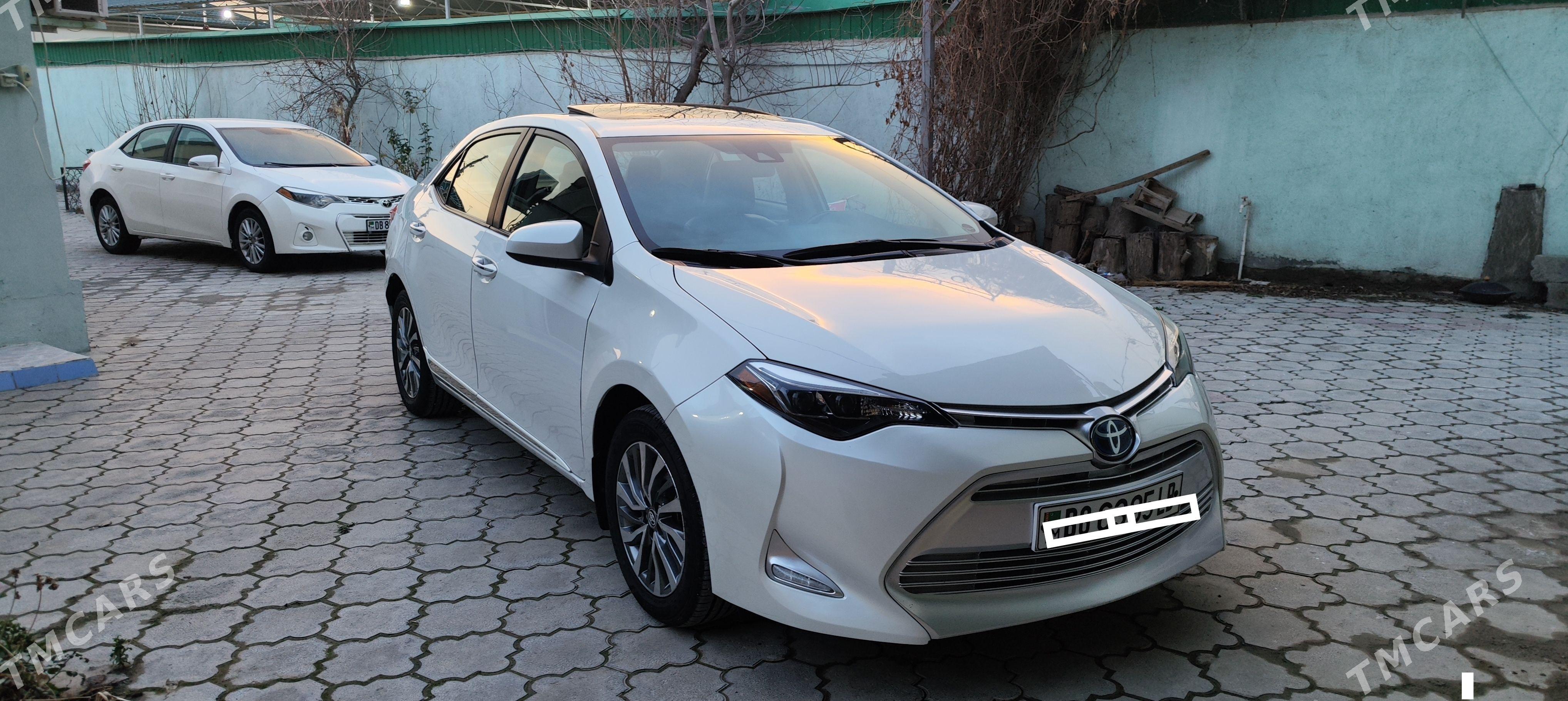 Toyota Corolla 2018 - 260 000 TMT - Туркменабат - img 1