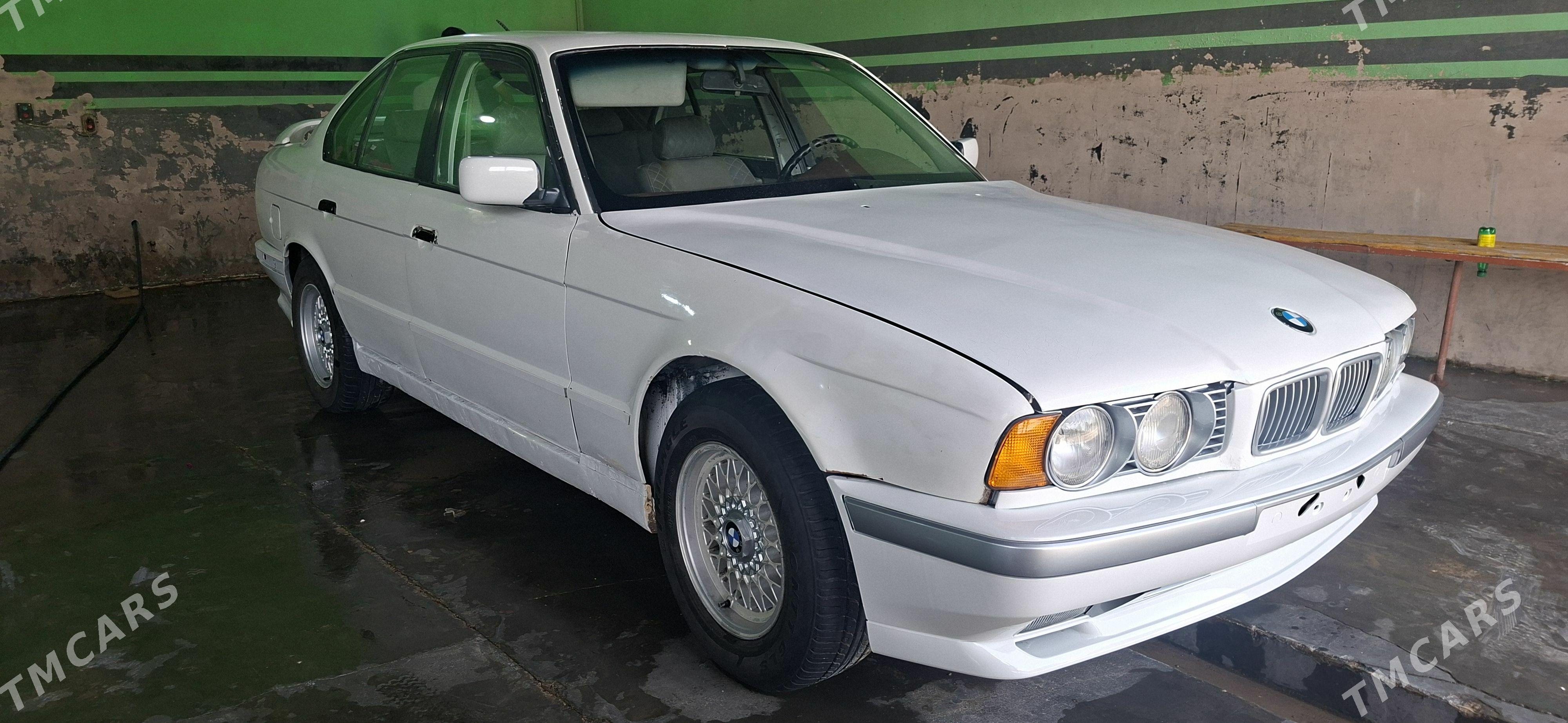 BMW 520 1993 - 38 000 TMT - Mary - img 1