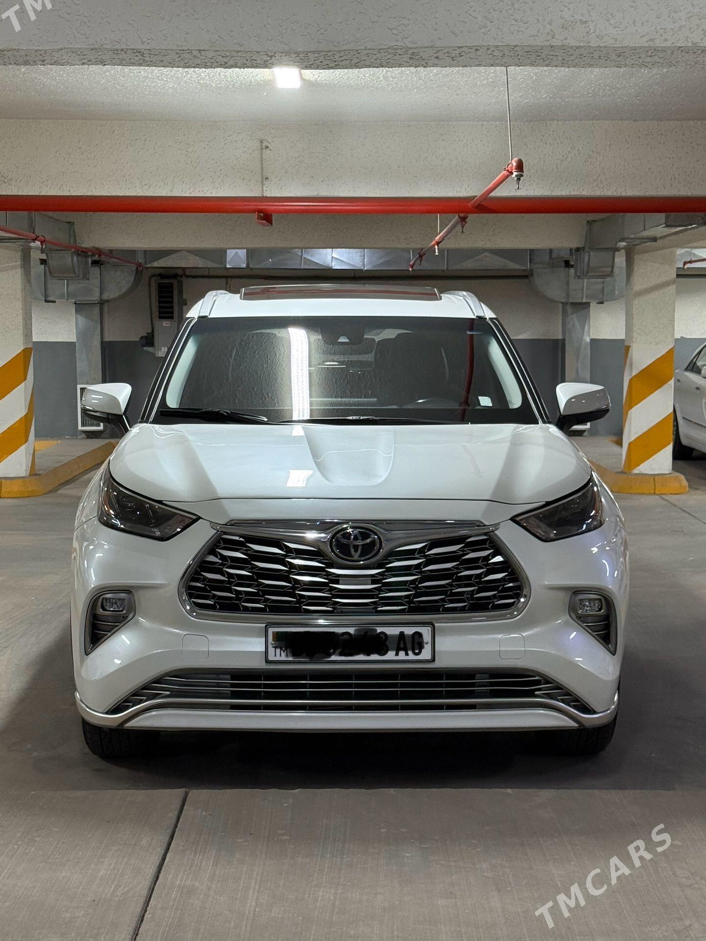 Toyota Highlander 2022 - 635 000 TMT - Aşgabat - img 1