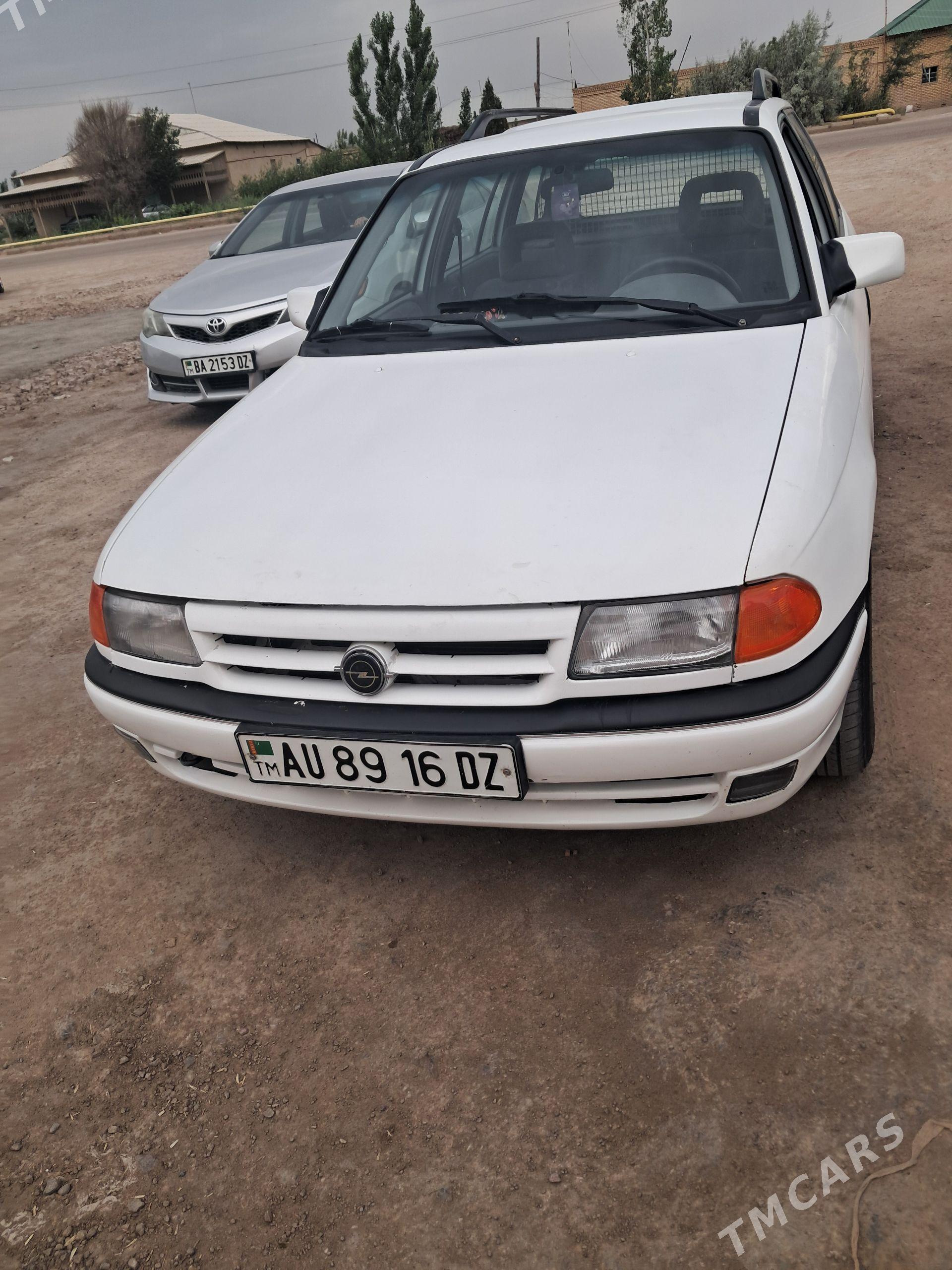 Opel Astra 1993 - 48 000 TMT - Шабатский этрап - img 1