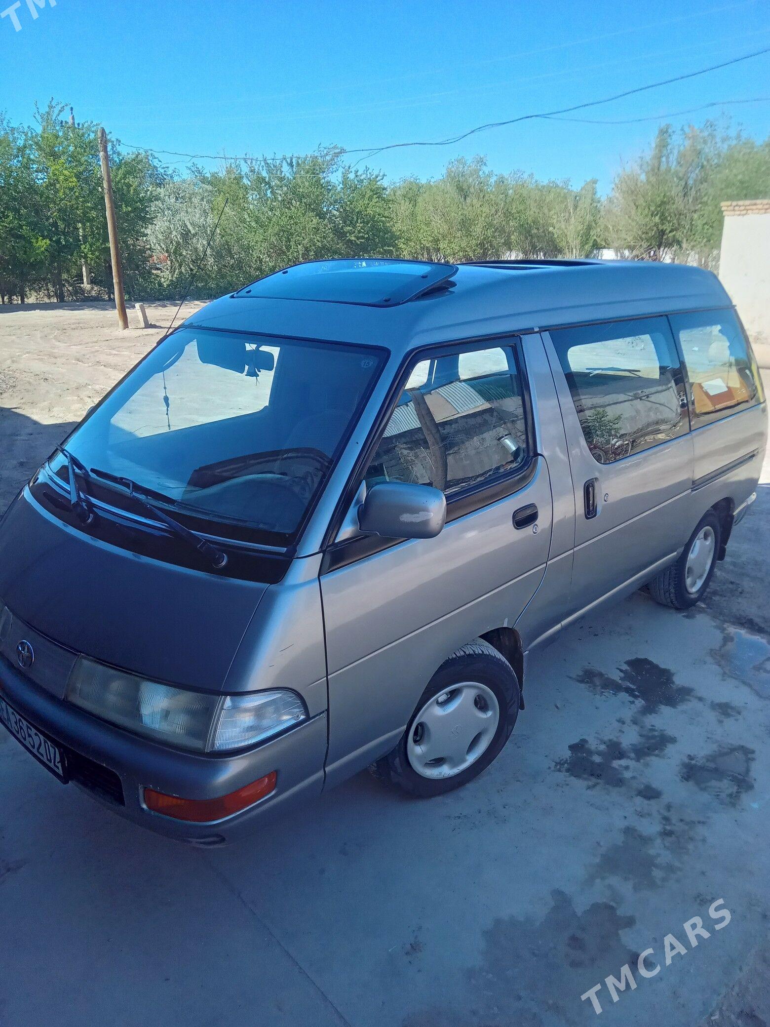 Toyota Town Ace 1998 - 60 000 TMT - Köneürgenç - img 1