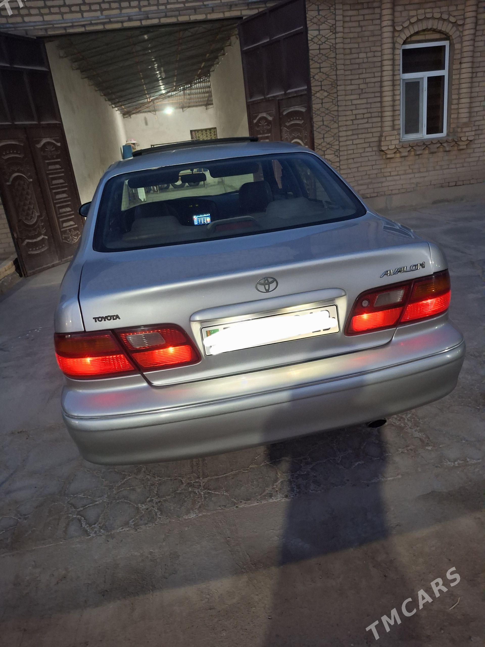 Toyota Avalon 1999 - 150 000 TMT - Seýdi - img 1
