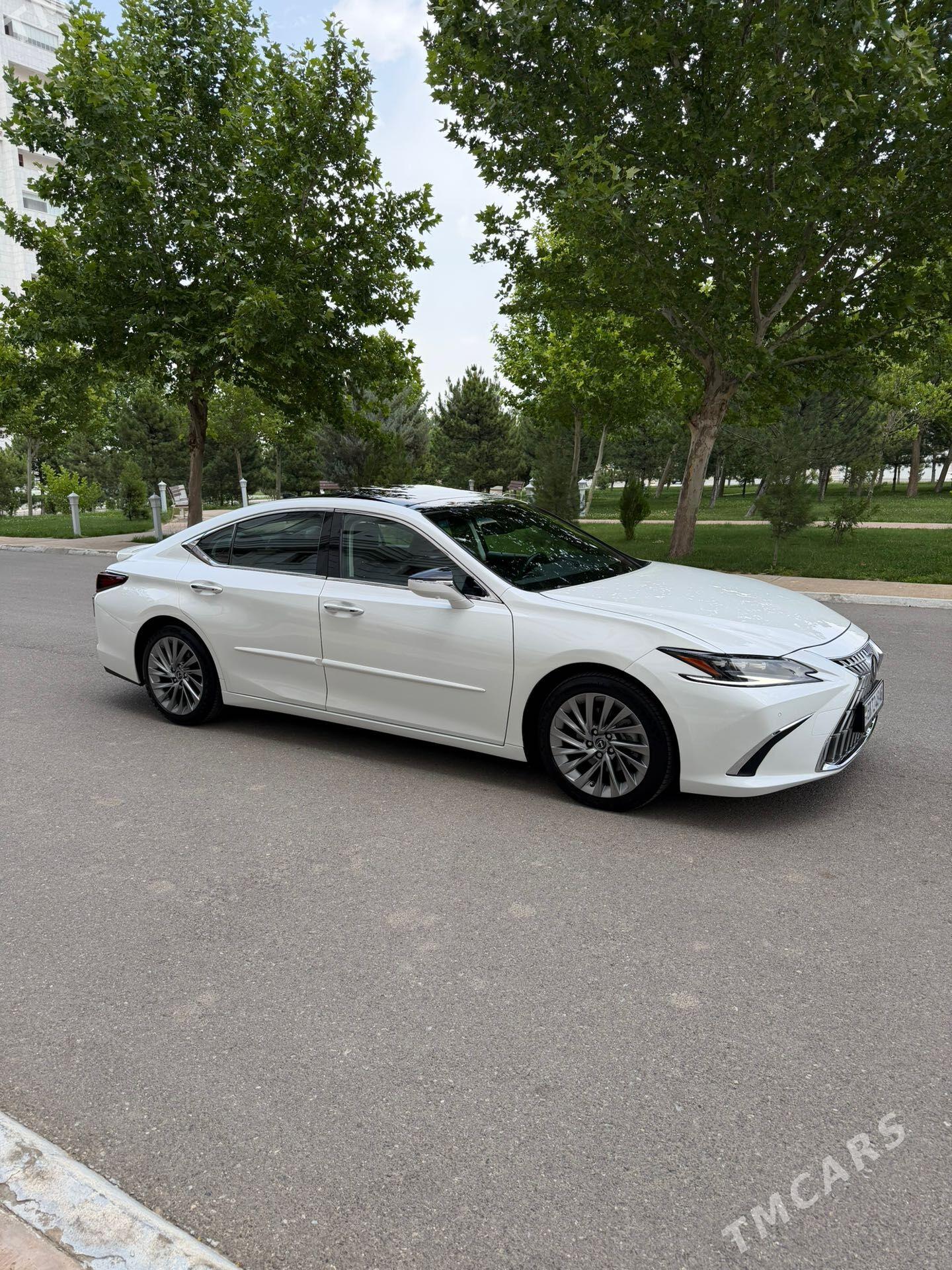 Lexus ES 350 2021 - 607 000 TMT - Parahat 2 - img 1