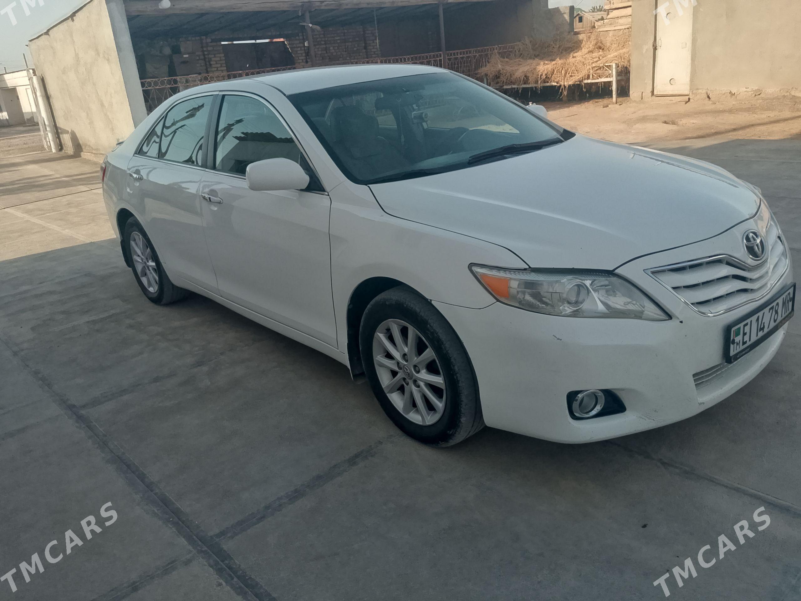 Toyota Camry 2011 - 200 000 TMT - Огуз хан - img 1